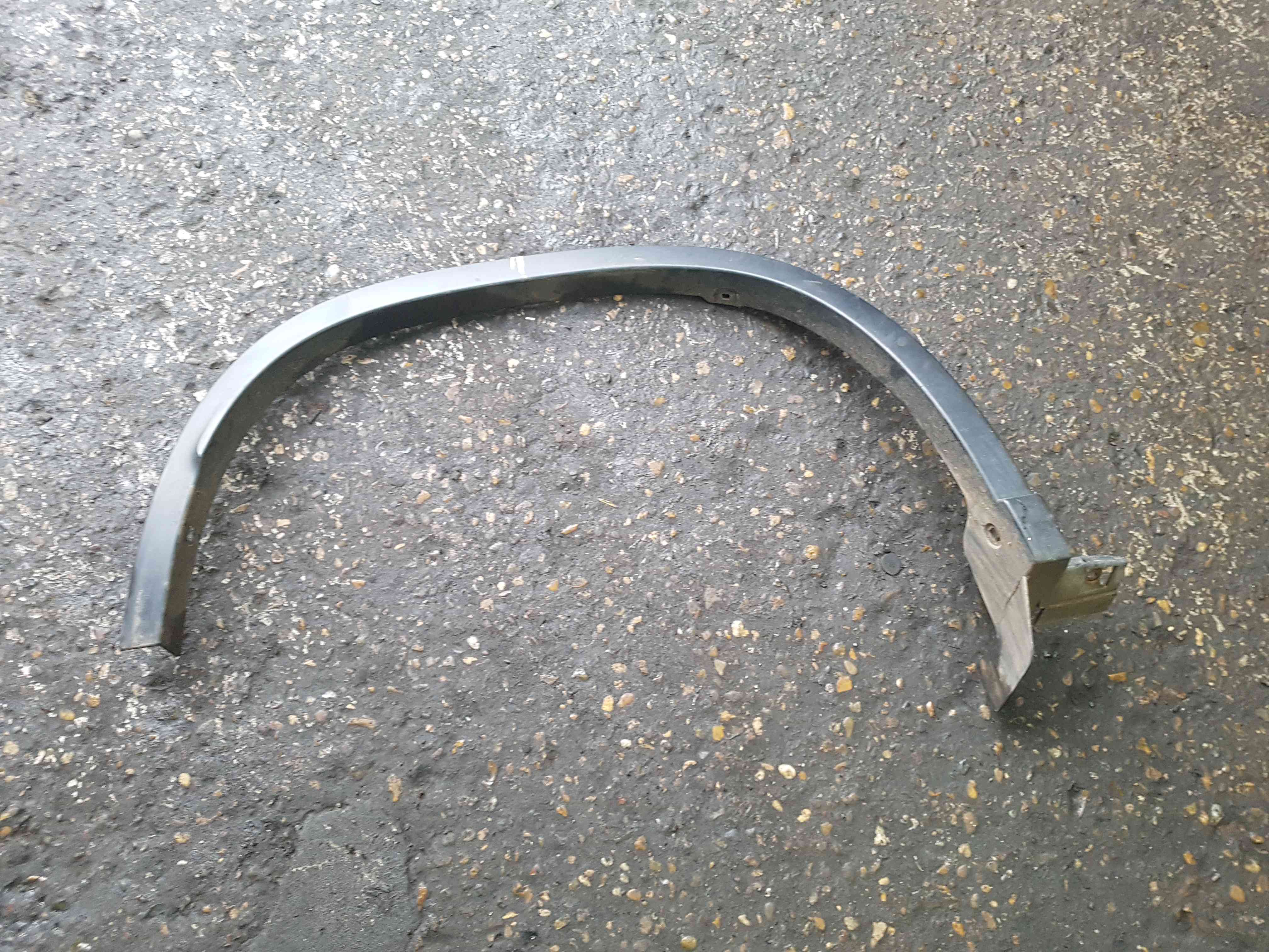 Thumb 2 Nissan X-Trail Tekna T31 2011-2014 OSR Drivers Rear Arch Liner Trim 768563UBOA