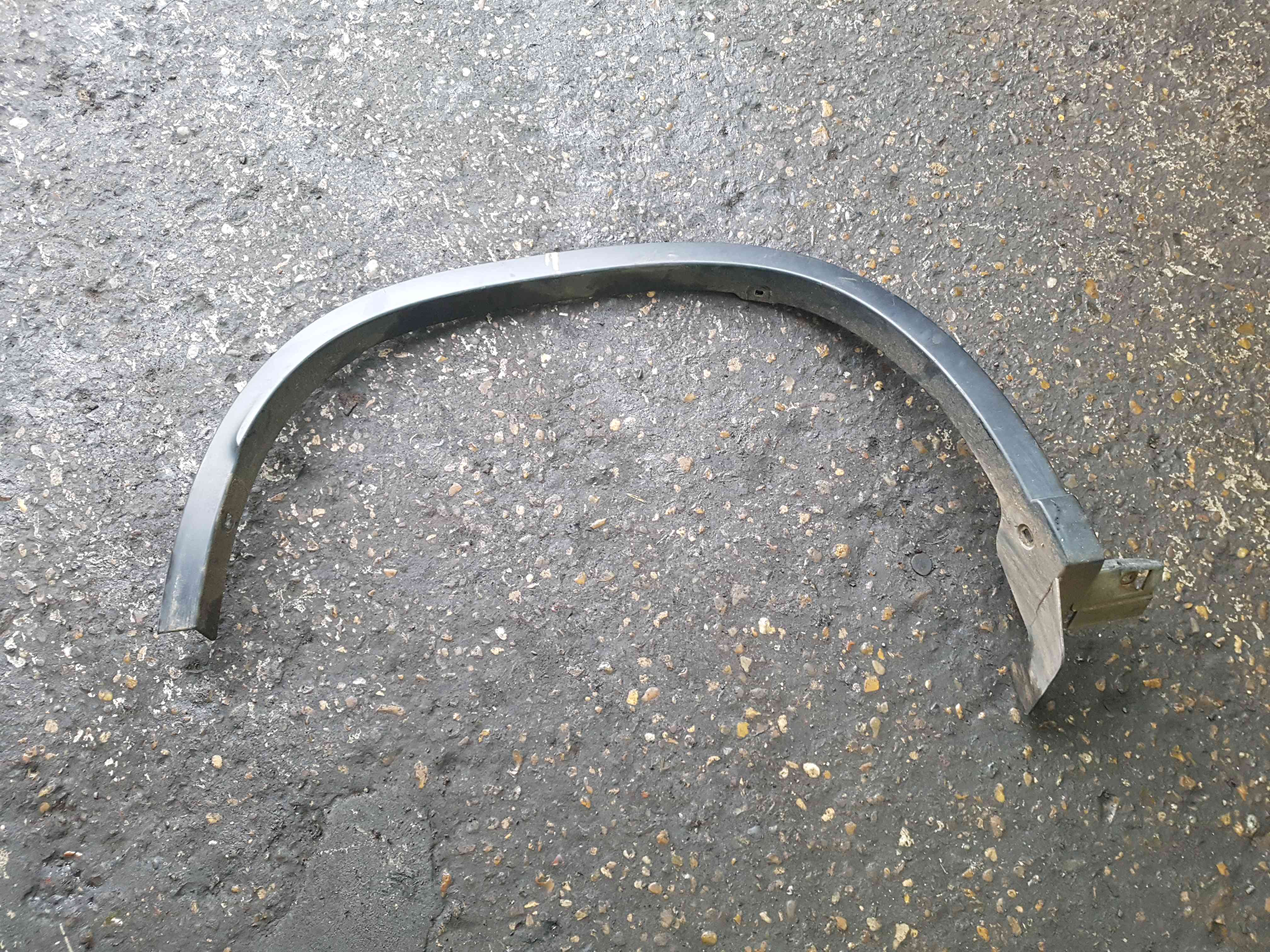 Thumb 3 Nissan X-Trail Tekna T31 2011-2014 OSR Drivers Rear Arch Liner Trim 768563UBOA