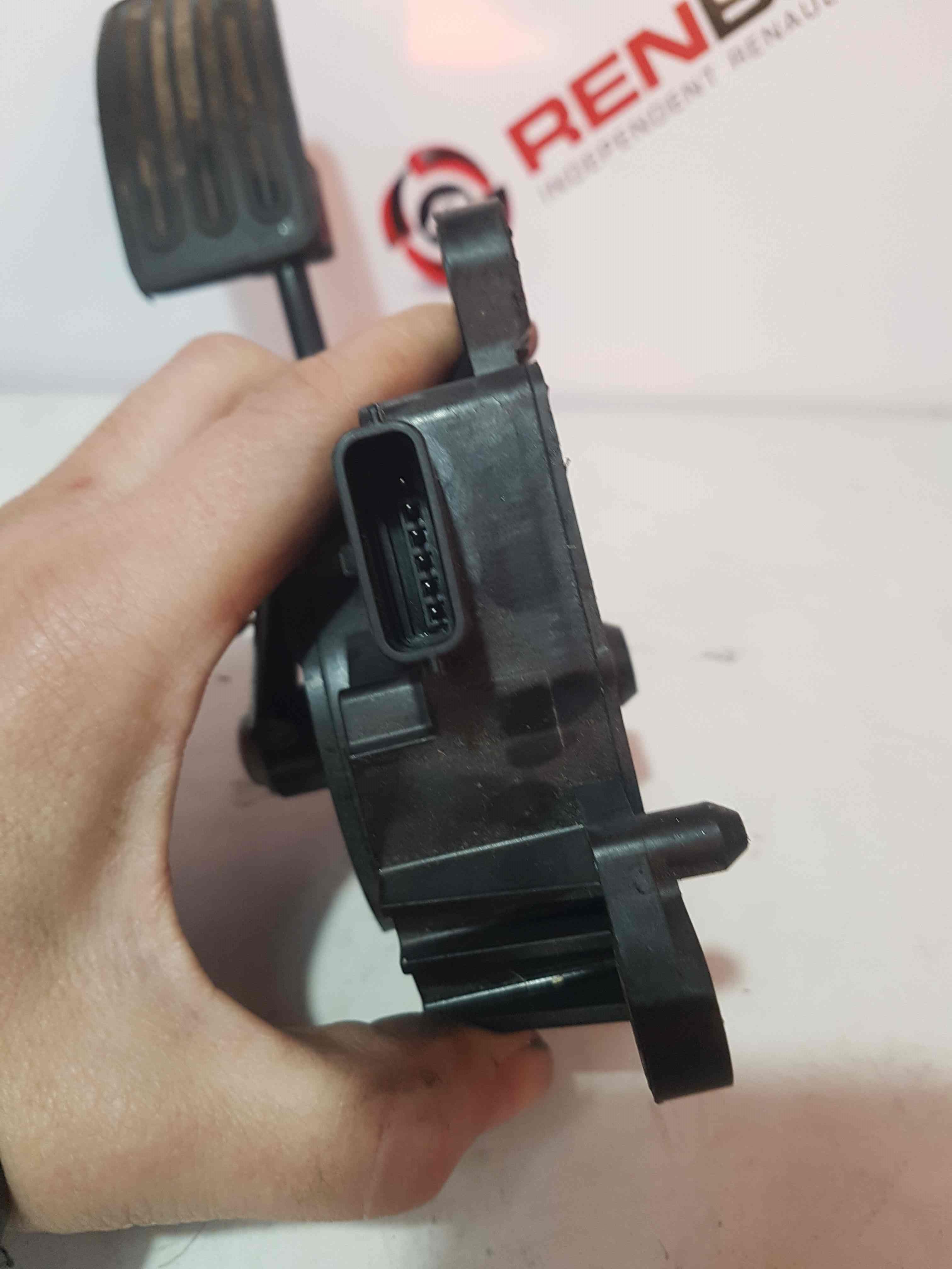 Thumb 5 Nissan X-Trail Tekna T31 2011-2014 Throttle Accelerator Pedal MANUAL