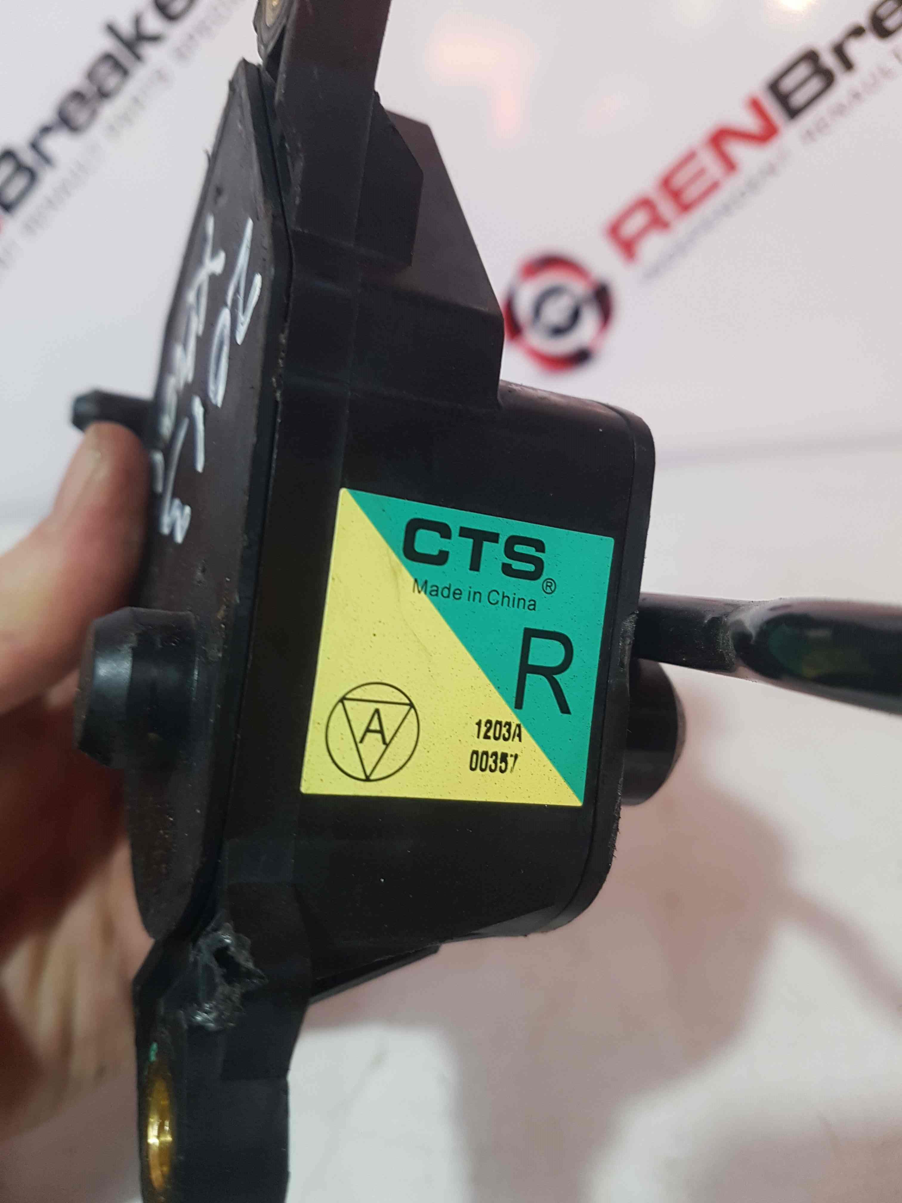 Thumb 8 Nissan X-Trail Tekna T31 2011-2014 Throttle Accelerator Pedal MANUAL