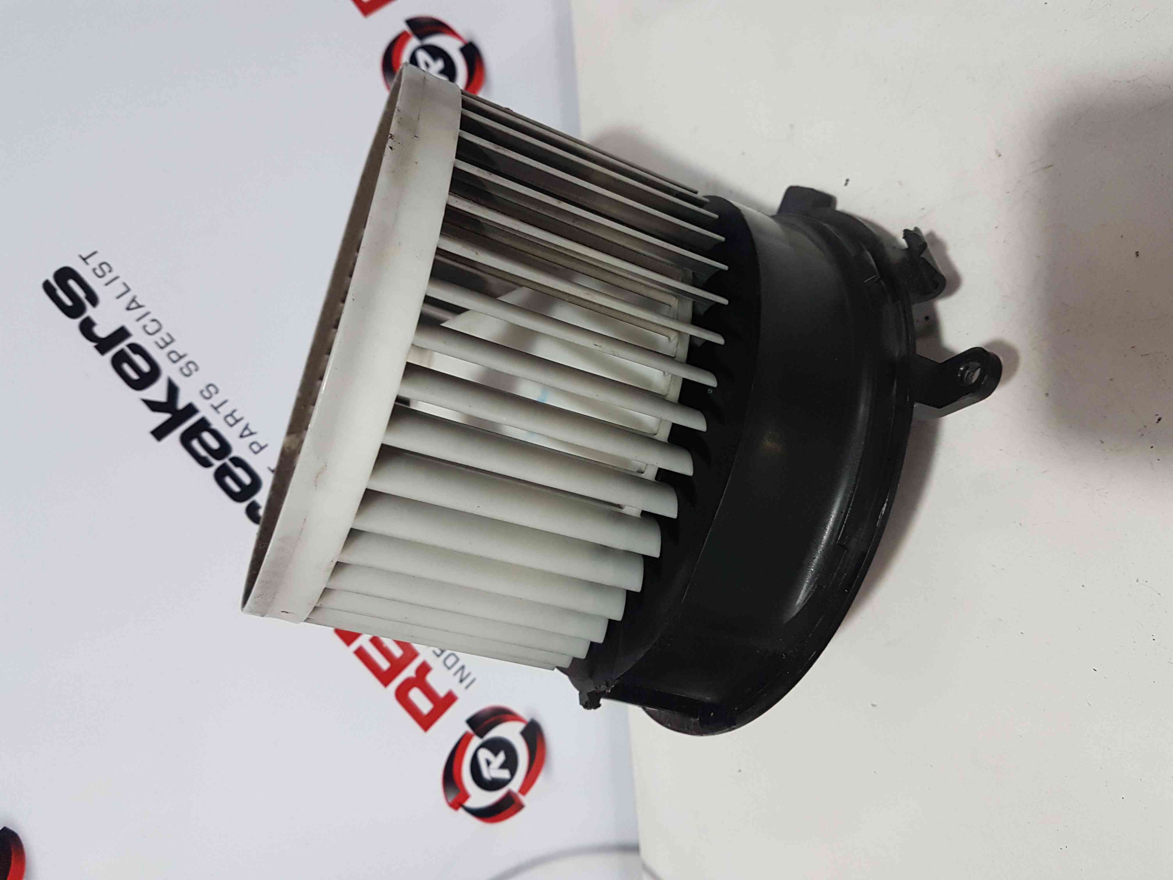 Thumb 4 Nissan X-Trail Tekna t31 2011-2014 Heater Motor FAN 