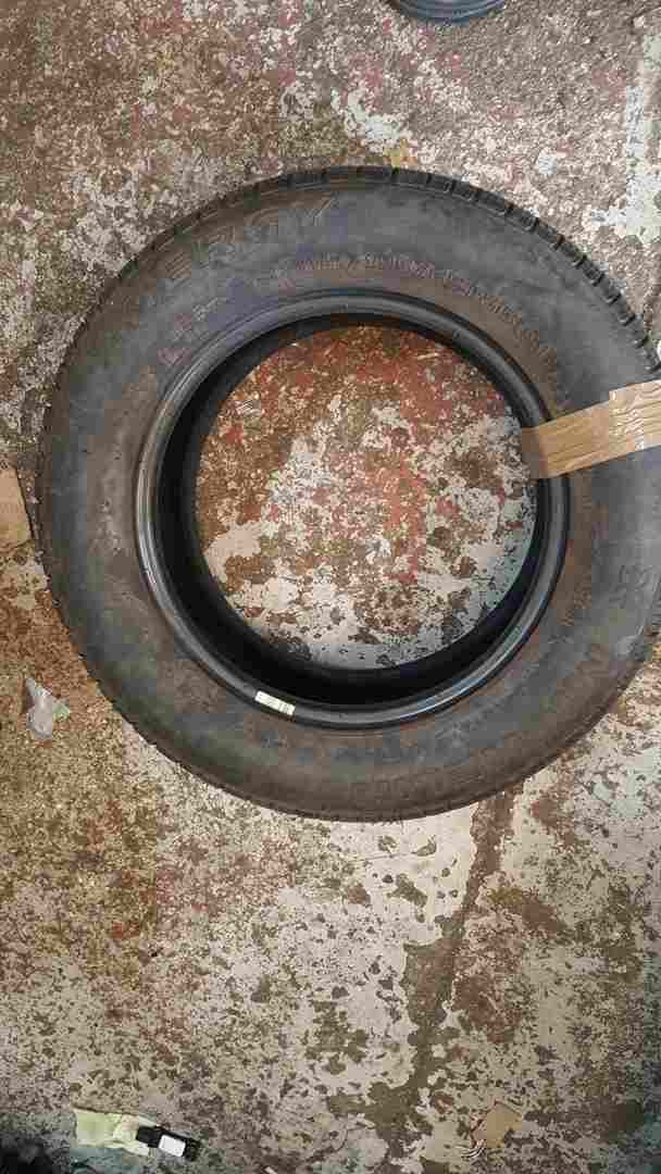 Thumb 2 Part Worn Tyre 195 65 15 7mm Tread 1998-2022 MICHELIN