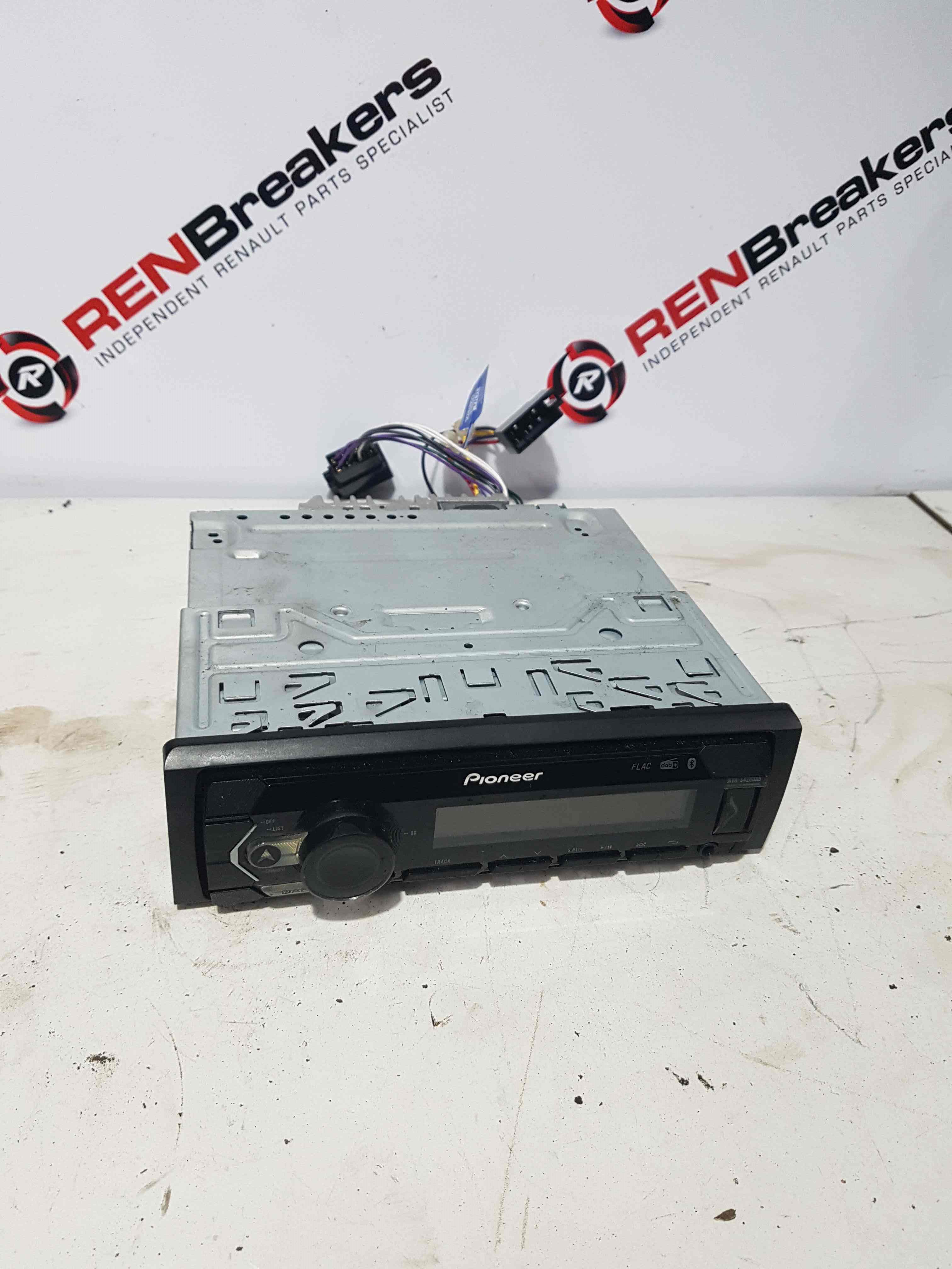 Thumb 3 Pioneer Cd Player USB Port Mvh-S420dab 2000-2025