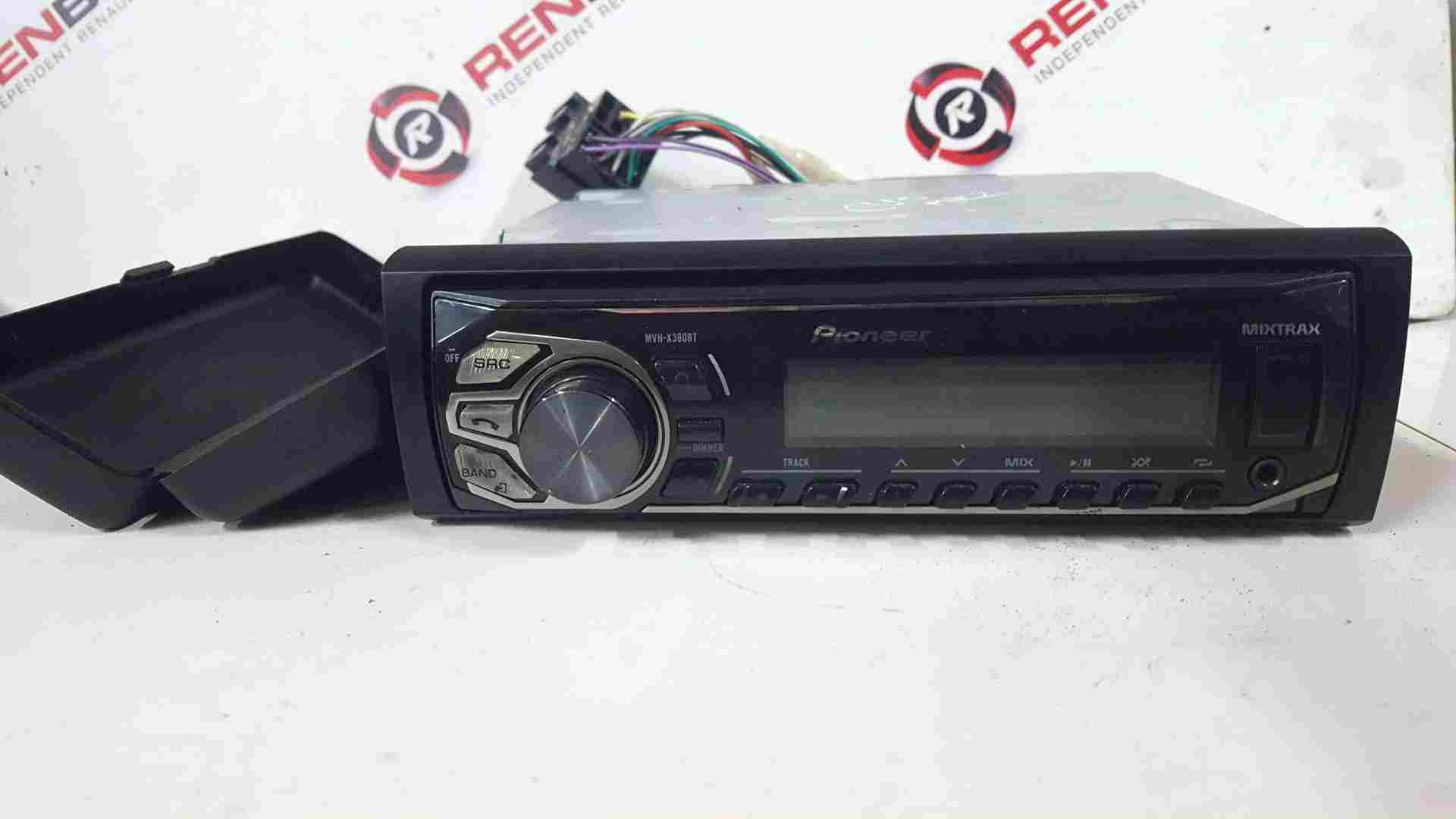 Thumb 2 Pioneer Mvhx360bt Radio Cd Player USB Aux In 2000-2020 + mic