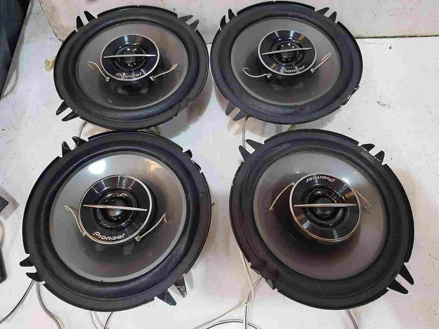 Renault Clio MK3 2005-2009 Pioneer Speakers 13Cm Coaxial Speakers Ts-G1322i 210W