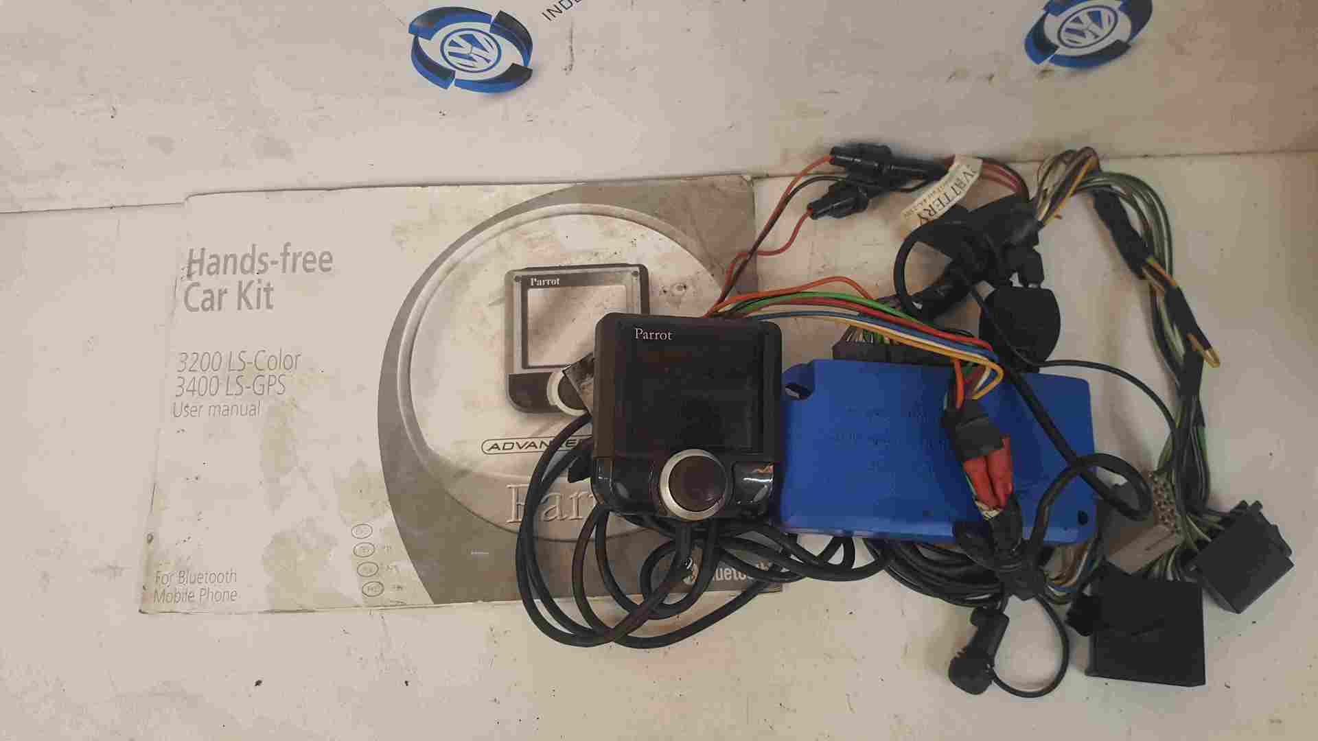 Thumb 3 Renault 1998-2015 Hands Free Car Kit Parot 3200