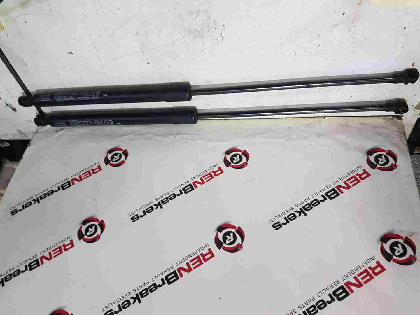 Thumb 6 Renault Arkana MK1 2019-2025 Boot Tailgate Boot GAS Struts 904520237R