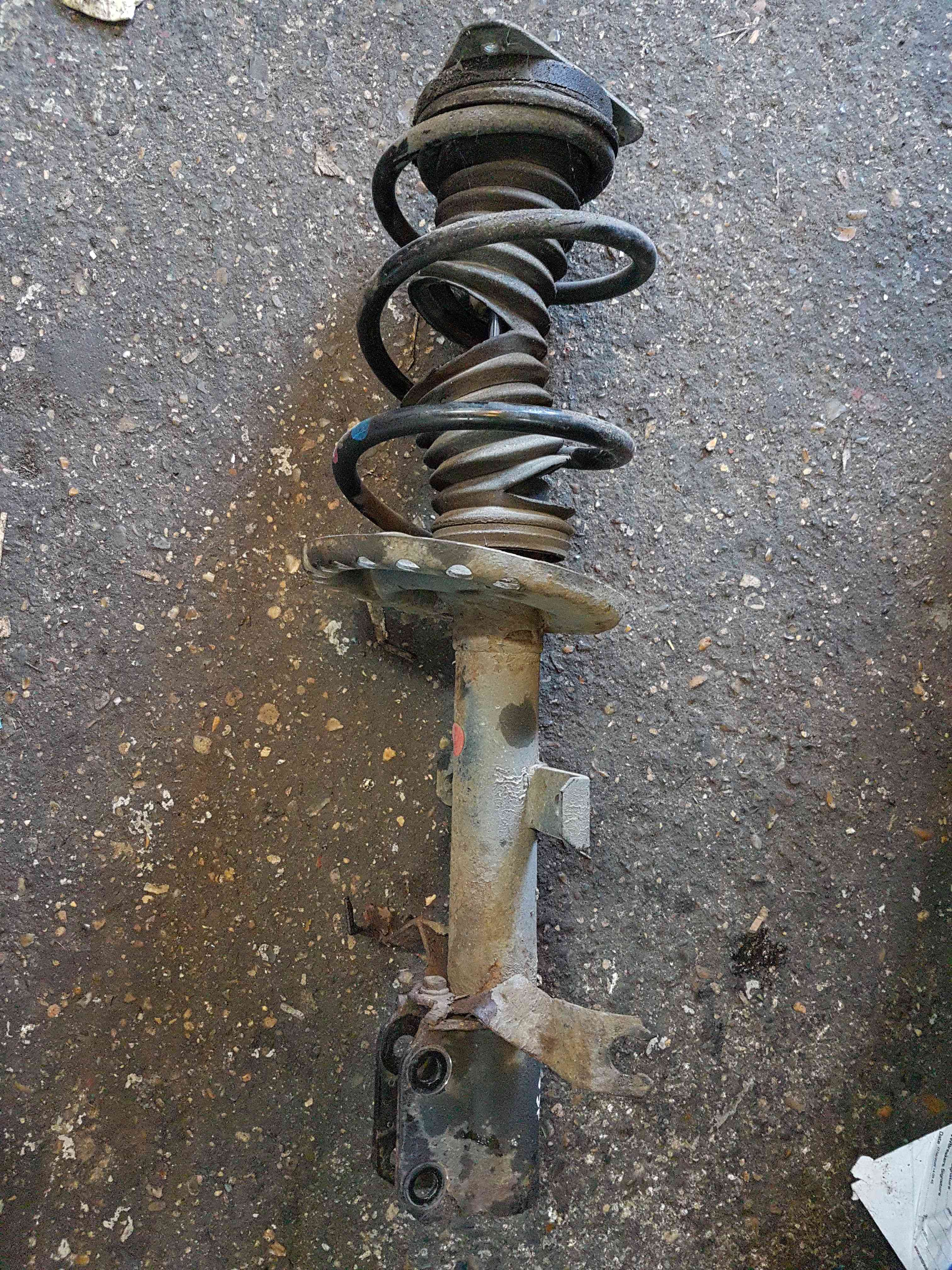 Thumb 2 Renault Captur 2013-2015 0.9 TCE Drivers OSF Shock Spring Strut Suspension