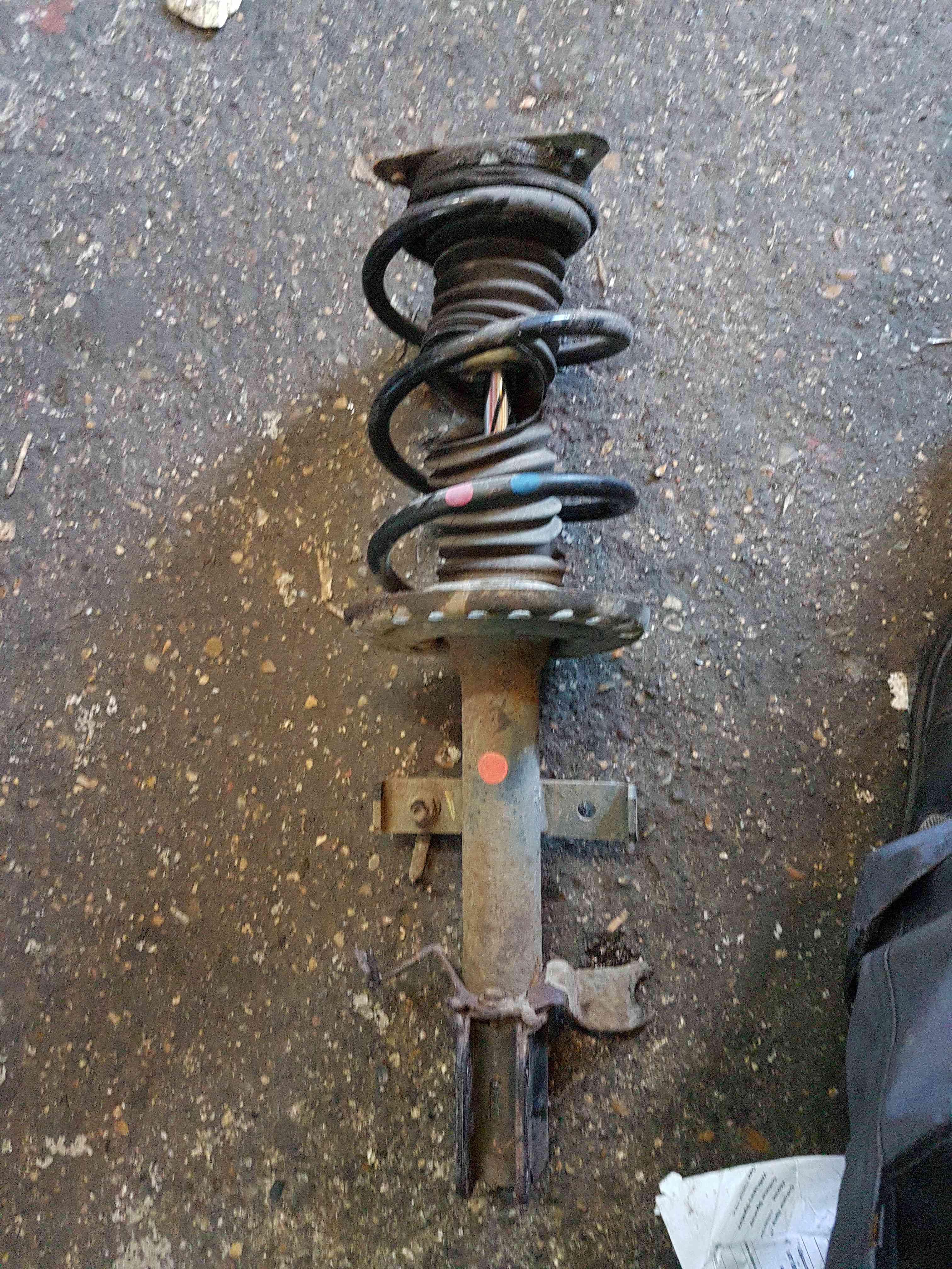 Thumb 3 Renault Captur 2013-2015 0.9 TCE Drivers OSF Shock Spring Strut Suspension