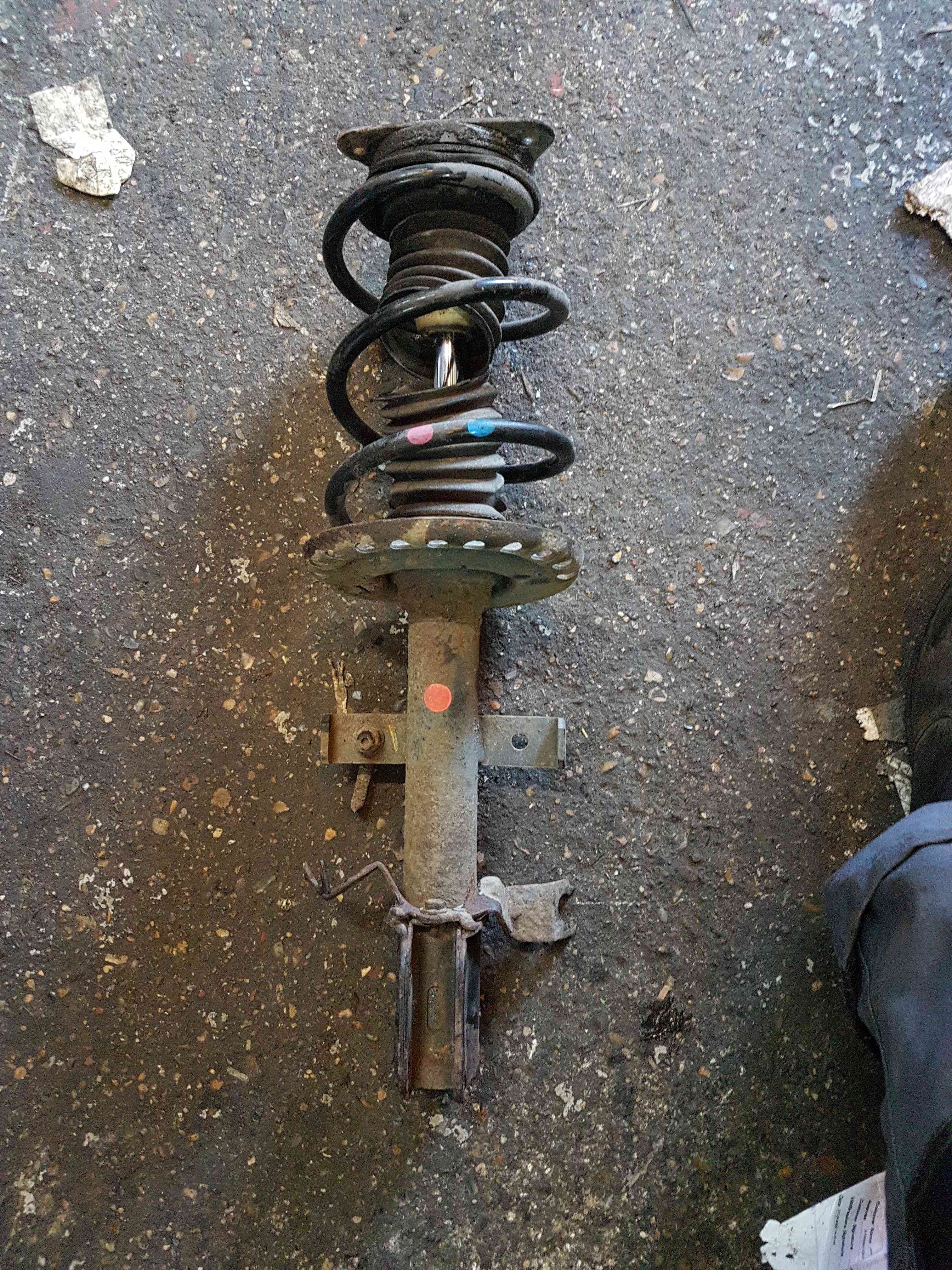 Thumb 7 Renault Captur 2013-2015 0.9 TCE Drivers OSF Shock Spring Strut Suspension