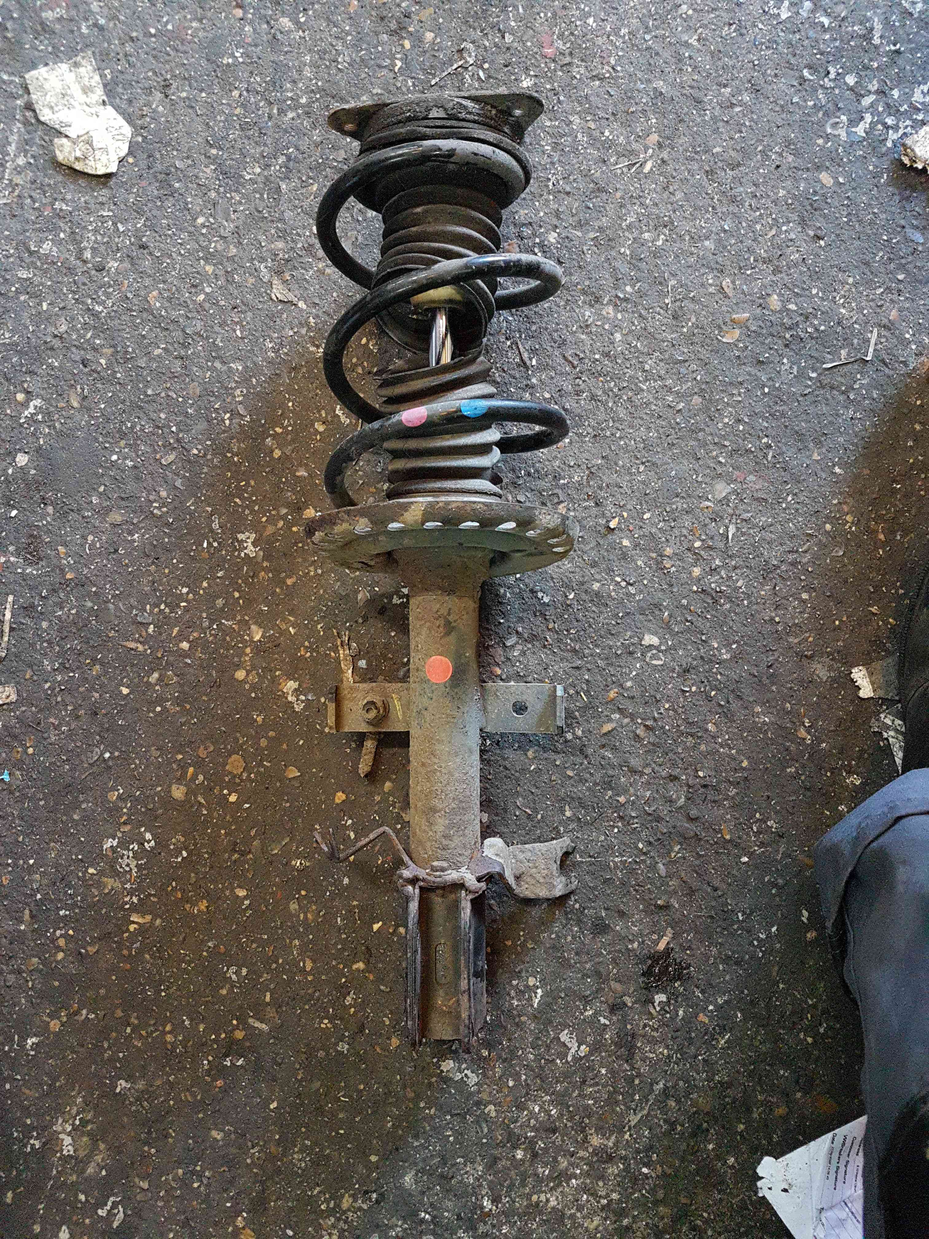 Thumb 8 Renault Captur 2013-2015 0.9 TCE Drivers OSF Shock Spring Strut Suspension
