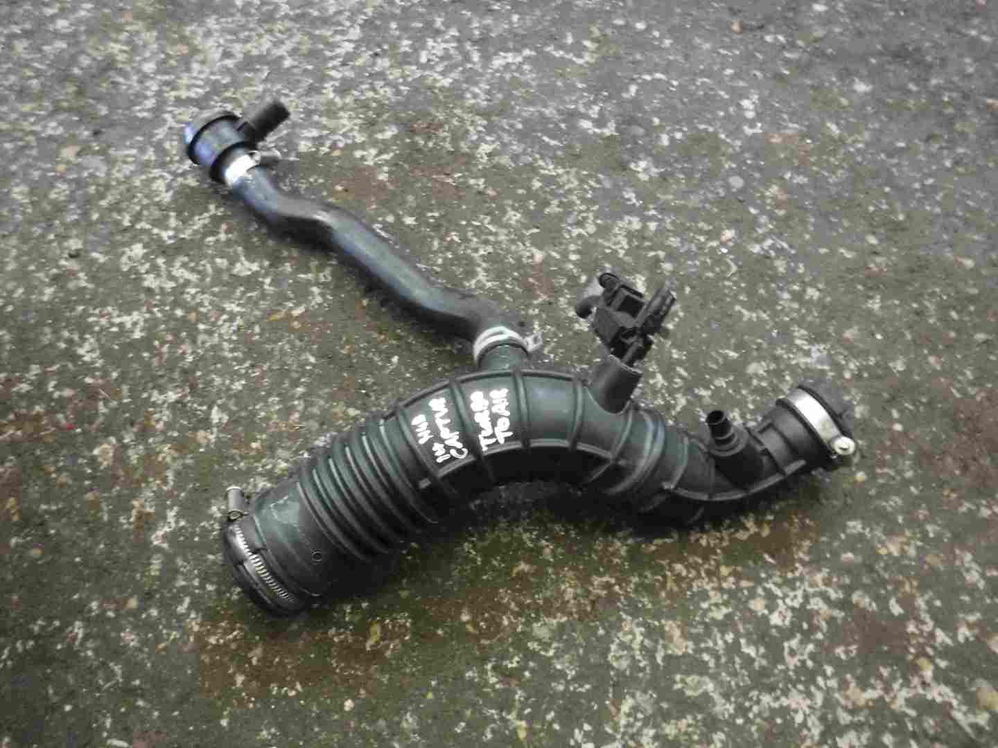 Renault Captur 2013-2015 0.9 Turbo To Airbox Pipe