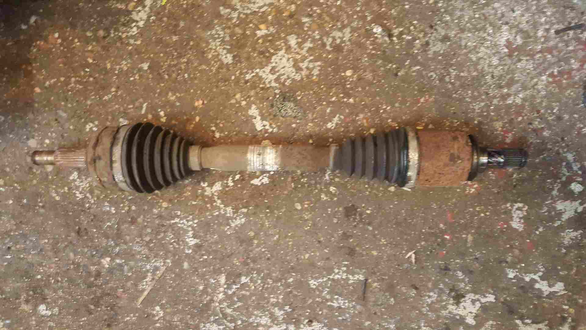 Thumb 5 Renault Captur 2013-2015 1.5 DCI Automatic Passenger NSF NS Front Driveshaft