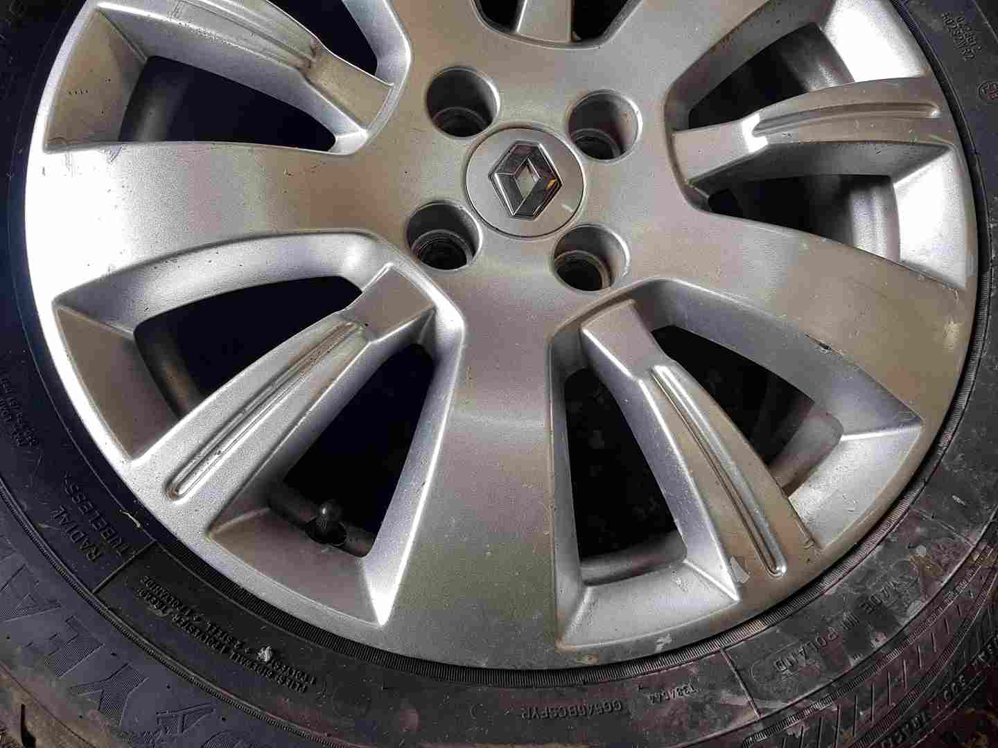 Thumb 2 Renault Captur 2013-2015 Alloy Wheel + Tyre 205 60 16 6Mm 403000554R 3/5