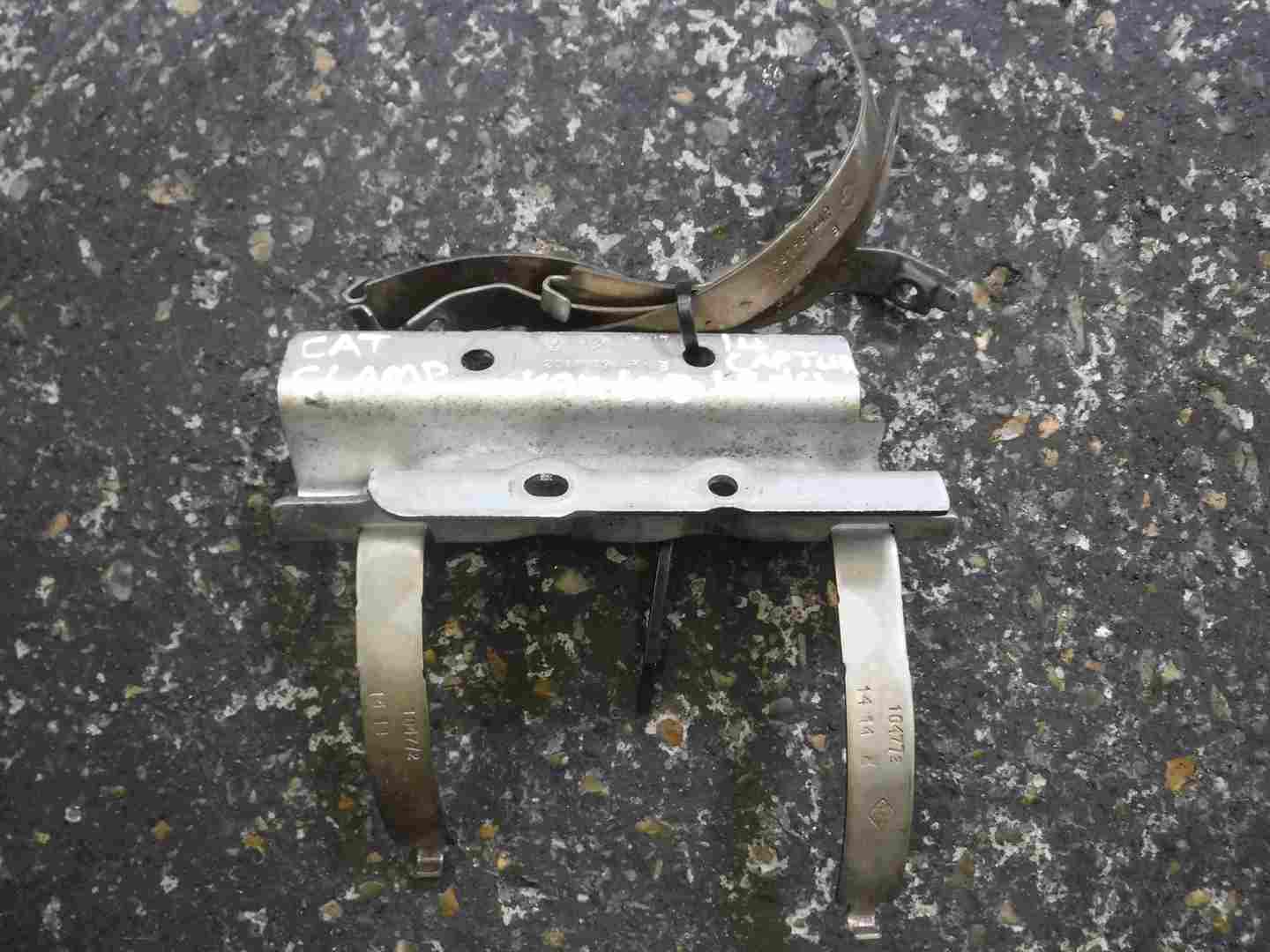 Renault Captur 2013-2015 Cataylic Converter Support Bracket 208180944R