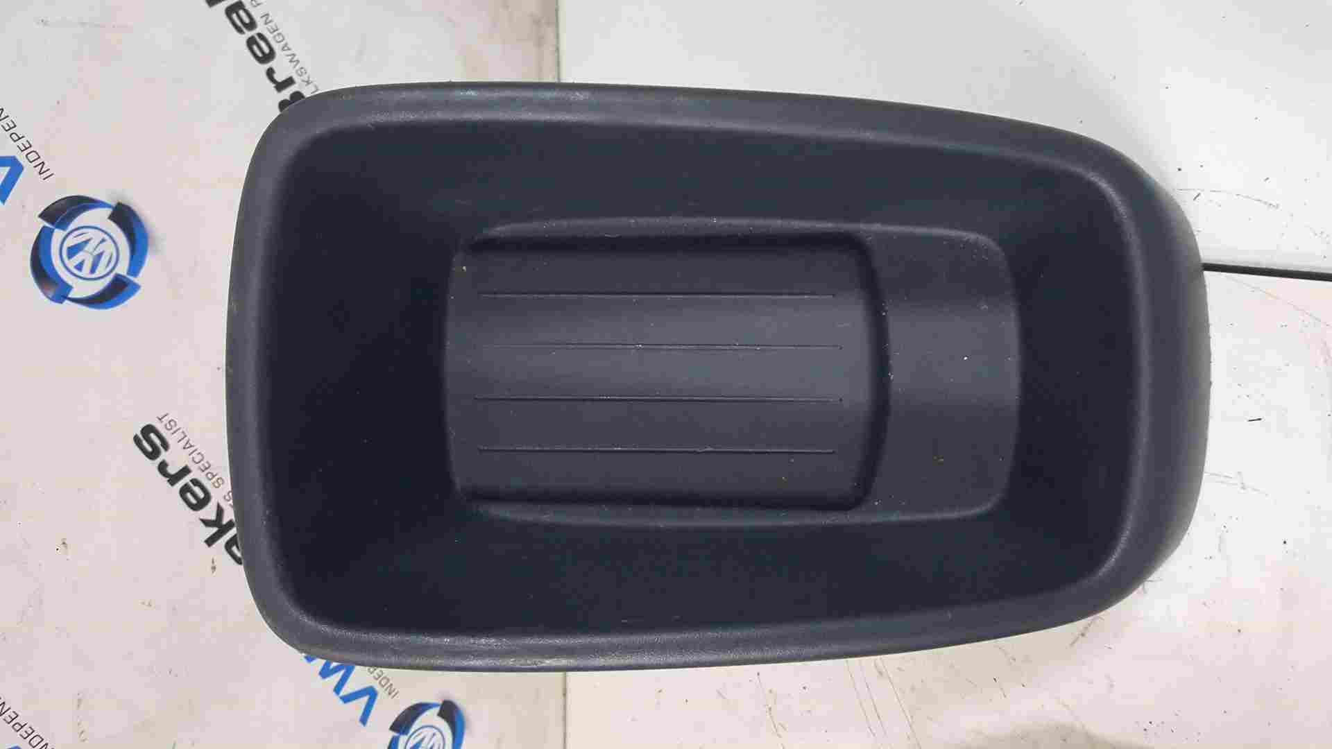 Renault Captur 2013-2015 Centre Console Tray