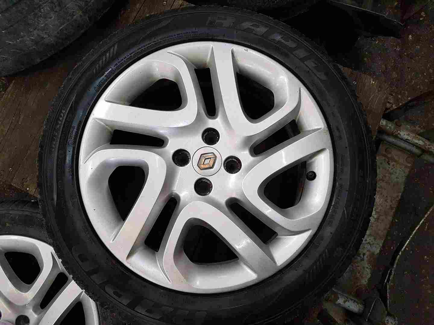 Thumb 2 Renault Captur 2013-2015 Diamond Fastgame Alloy Wheel + Tyre 205 55 17 5Mm 4/5