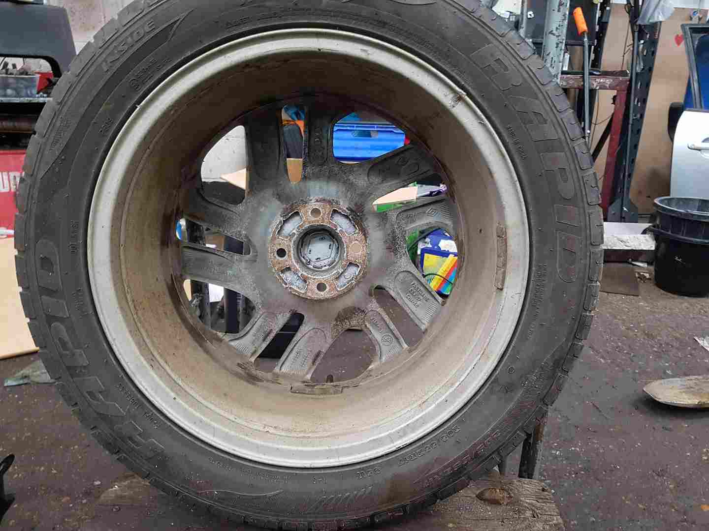 Thumb 3 Renault Captur 2013-2015 Diamond Fastgame Alloy Wheel + Tyre 205 55 17 5Mm 4/5
