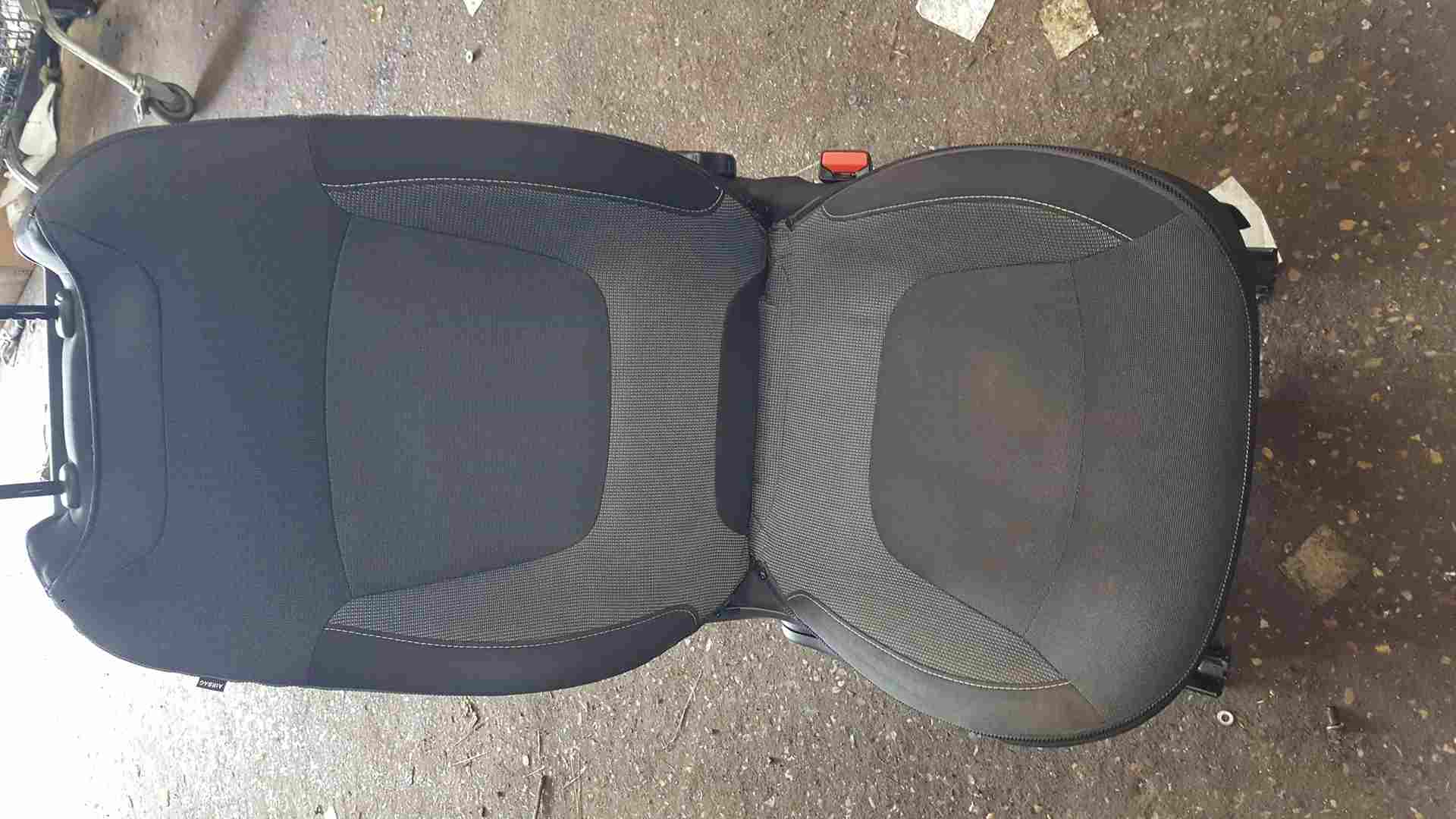 Thumb 3 Renault Captur 2013-2015 Drivers OSF Front Chair Seat