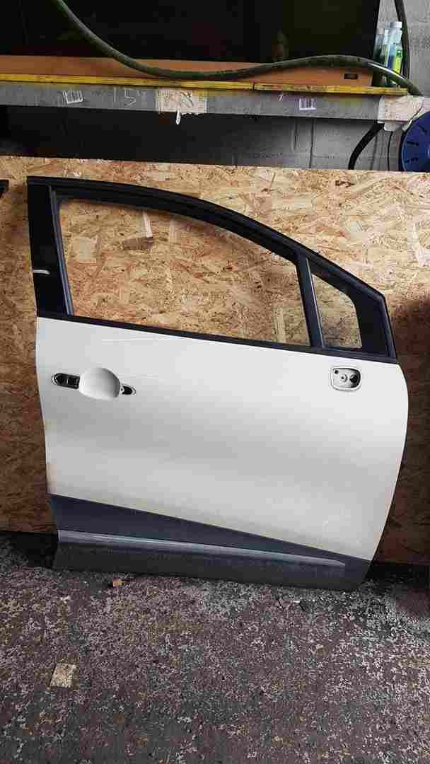 Thumb 2 Renault Captur 2013-2015 Drivers OSF Front Door Beige Bixnd Ivory D16