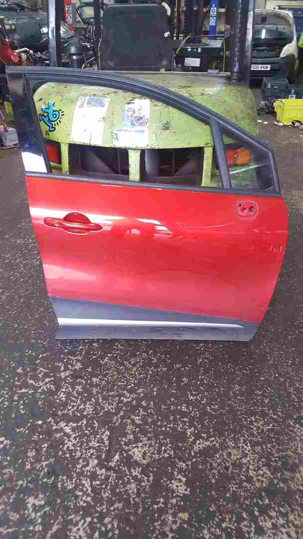 Thumb 4 Renault Captur 2013-2015 Drivers OSF Front Door Grey RED Bixpa