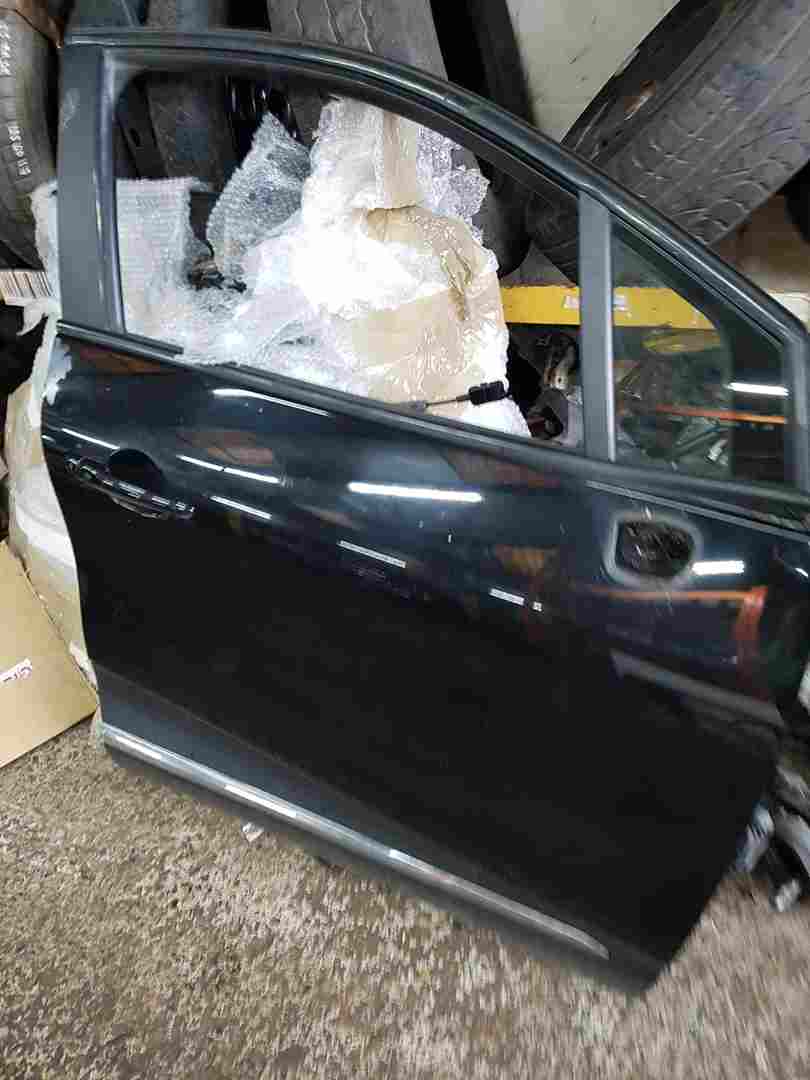 Thumb 4 Renault Captur 2013-2015 Drivers OSF Front Door Tegne Black chipped paint