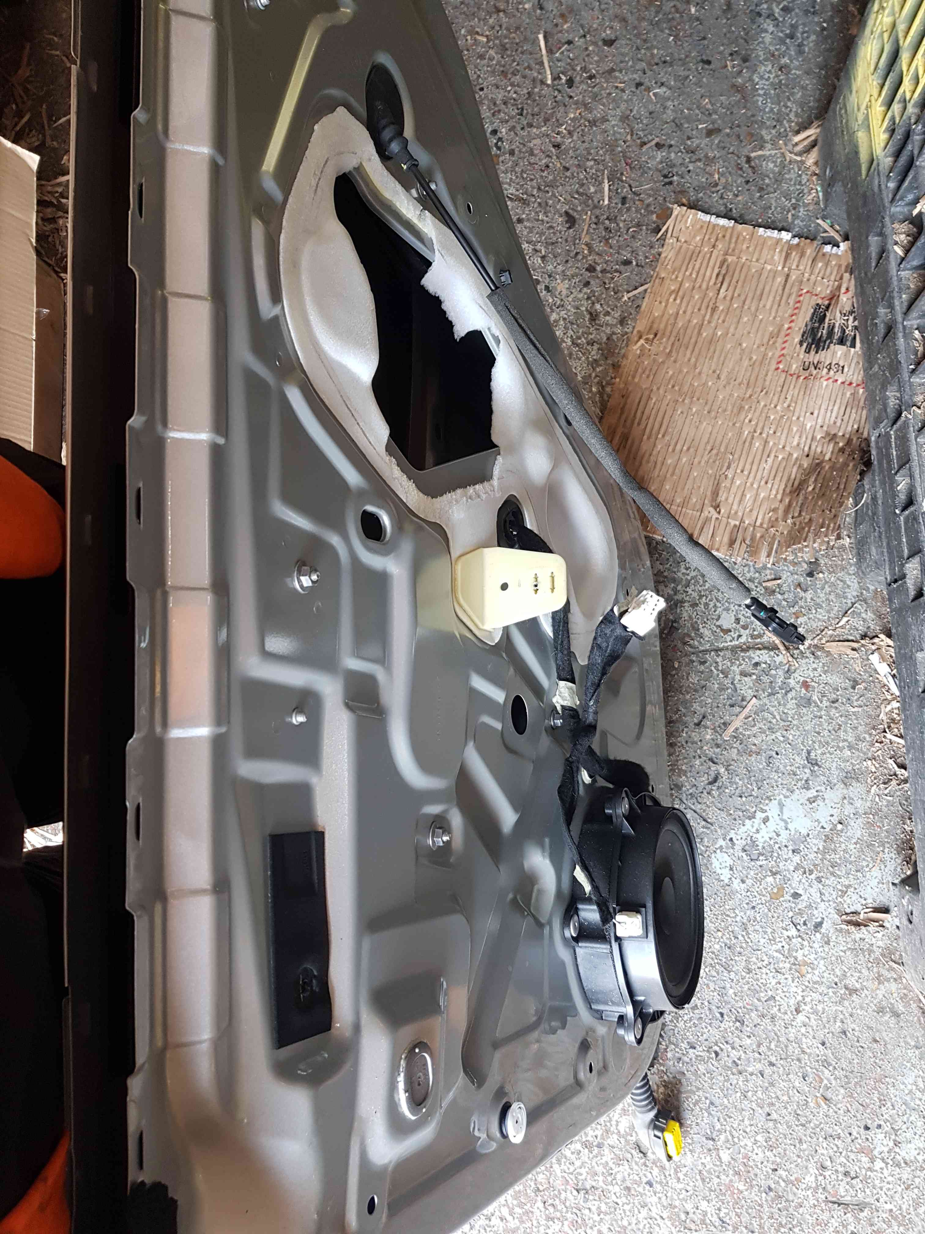 Thumb 5 Renault Captur 2013-2015 Drivers OSR Rear Door Silver Bixnm some 