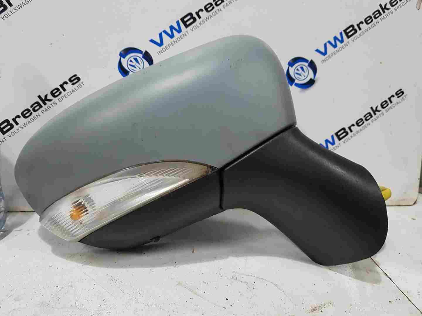 Renault Captur 2013-2015 Drivers Os Wing Mirror Grey Primed Broken No Mirror