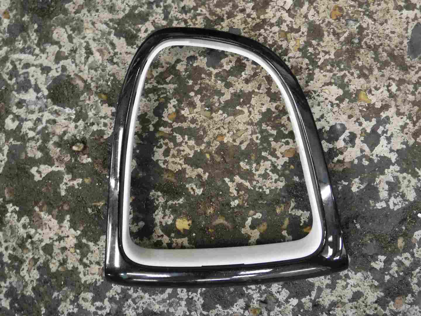 Renault Captur 2013-2015 Gear Stick Surround Chrome