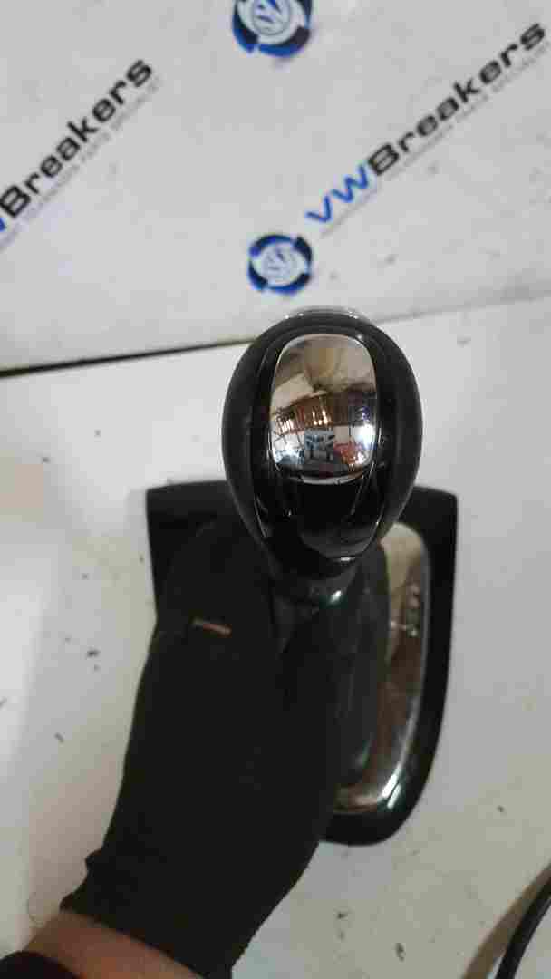 Thumb 3 Renault Captur 2013-2015 Gearstick Gaitor Boot Leather Cover AND Knob Auto