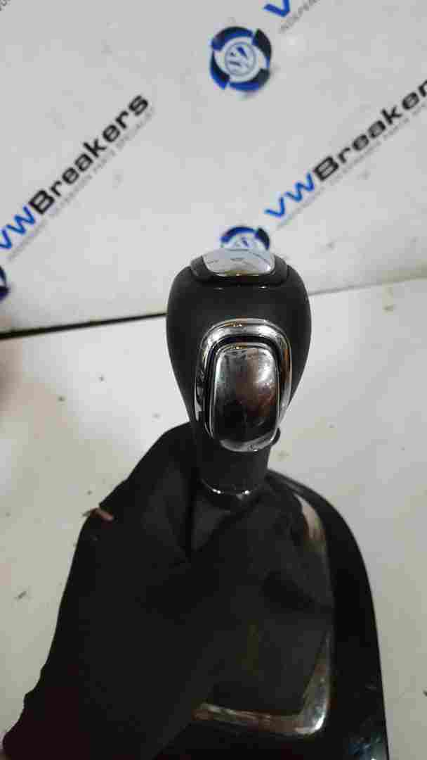 Thumb 4 Renault Captur 2013-2015 Gearstick Gaitor Boot Leather Cover AND Knob Auto