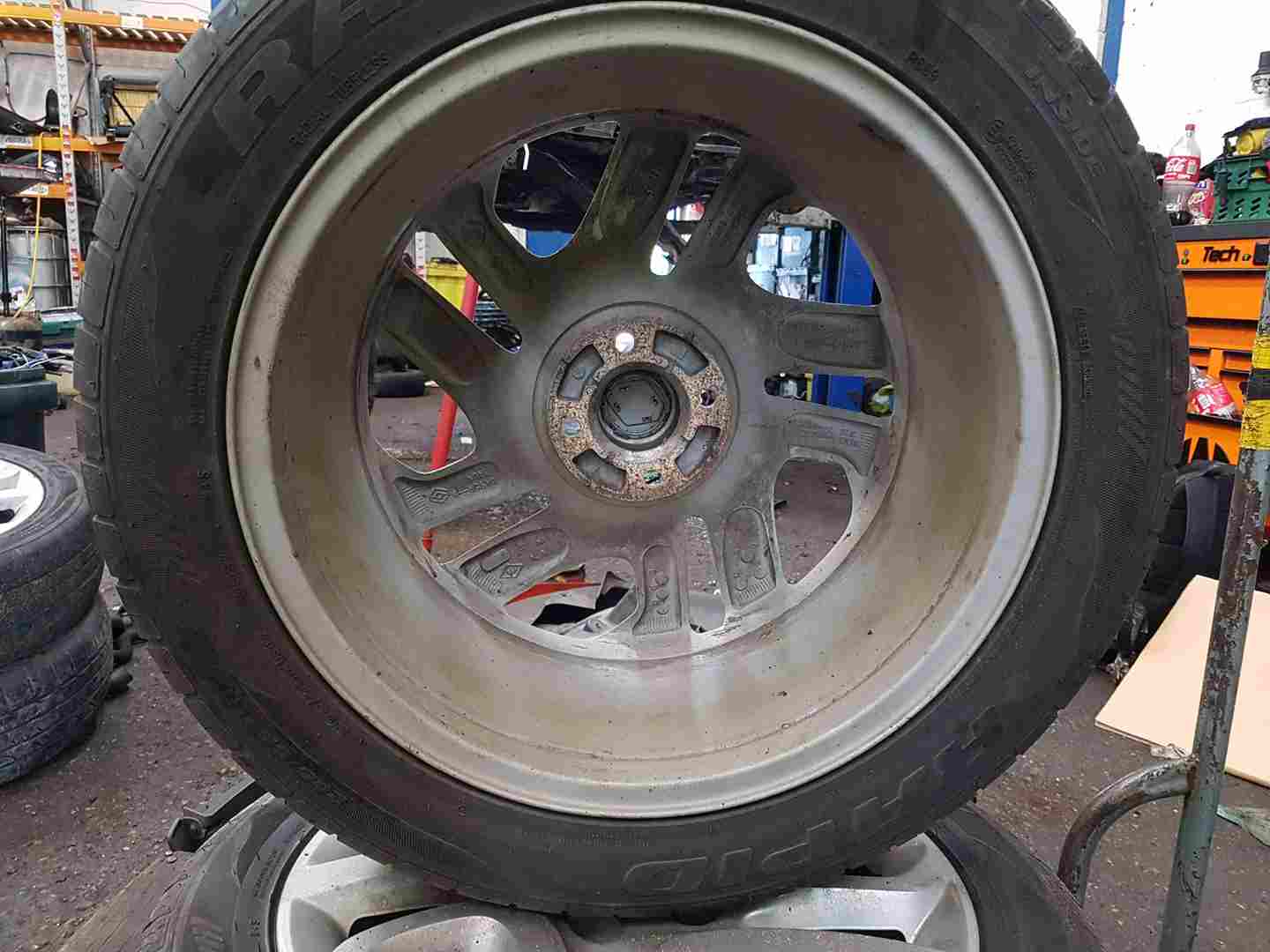 Thumb 5 Renault Captur 2013-2015 Ivory Diamond Fastgame Alloy Wheel + Tyre 205 55 17 6Mm