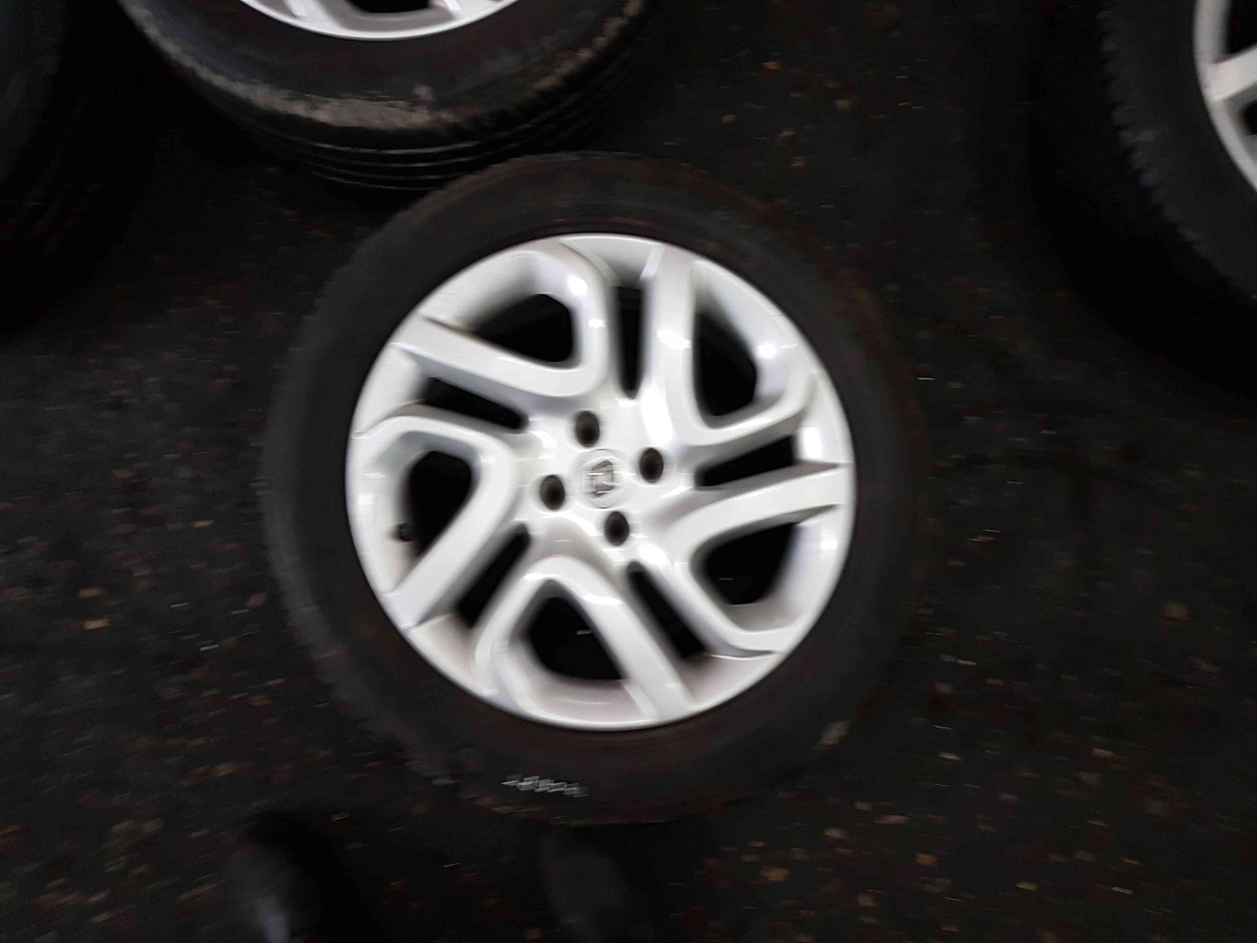 Thumb 11 Renault Captur 2013-2015 Ivory Diamond Fastgame Alloy Wheel + Tyre 205 55 17 6Mm