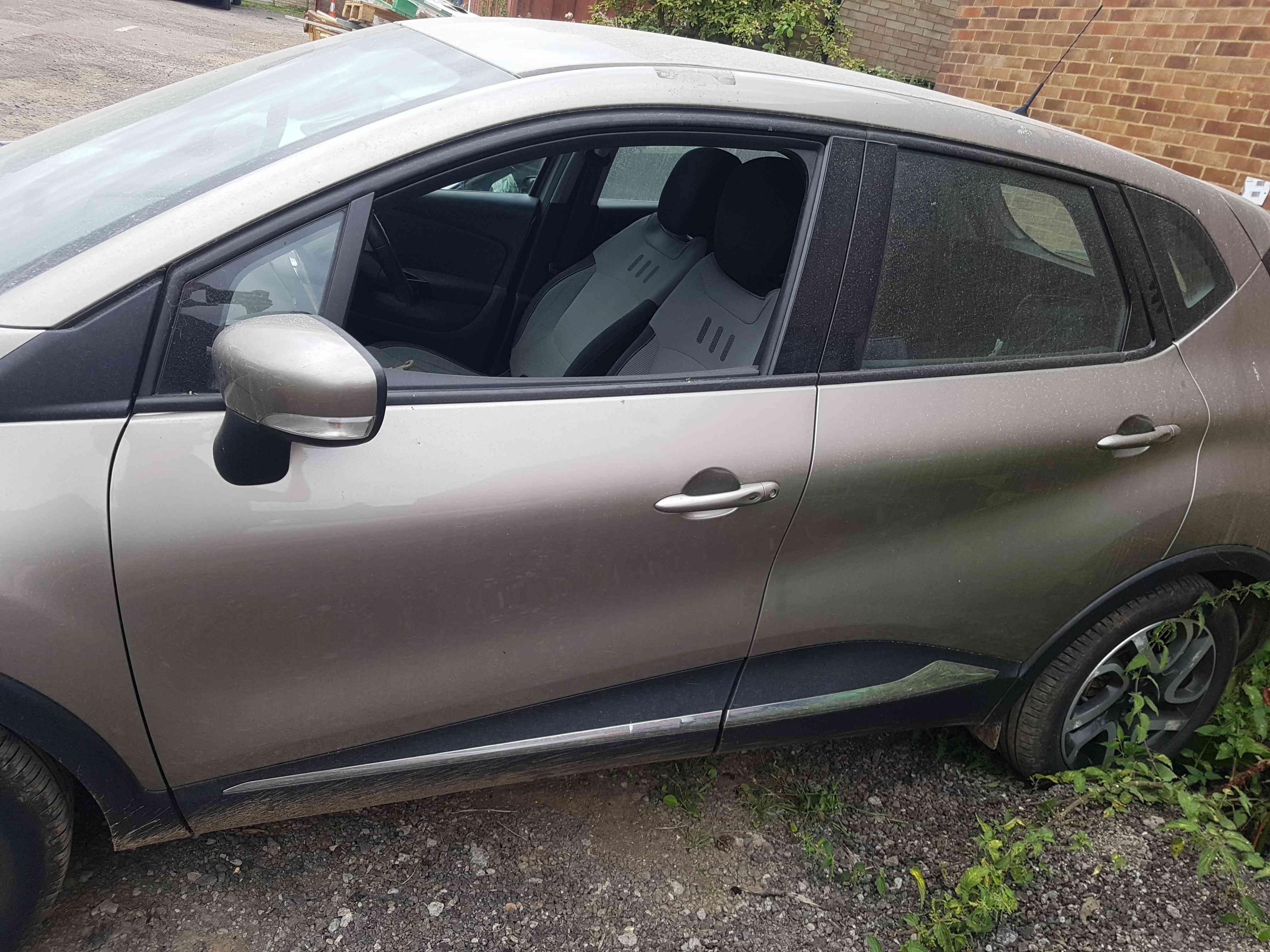Renault Captur 2013-2015 Passenger NSF Front Door Beige Grey Brown Tehnk
