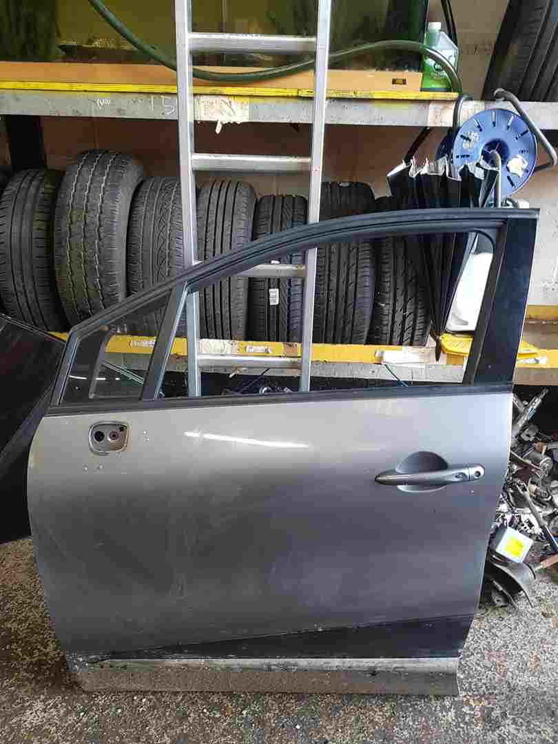Renault Captur 2013-2015 Passenger NSF Front Door Grey KNG