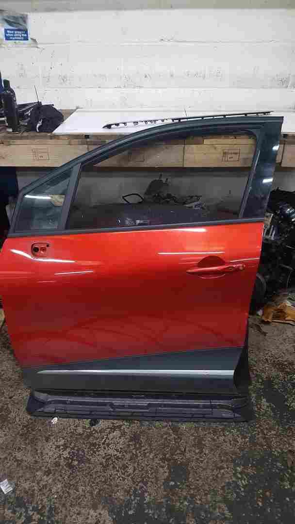 Thumb 2 Renault Captur 2013-2015 Passenger NSF Front Door Grey RED Bixpa