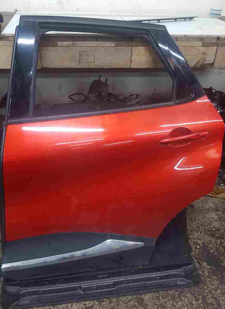 Thumb 3 Renault Captur 2013-2015 Passenger NSR Rear Door Grey RED Bixpa