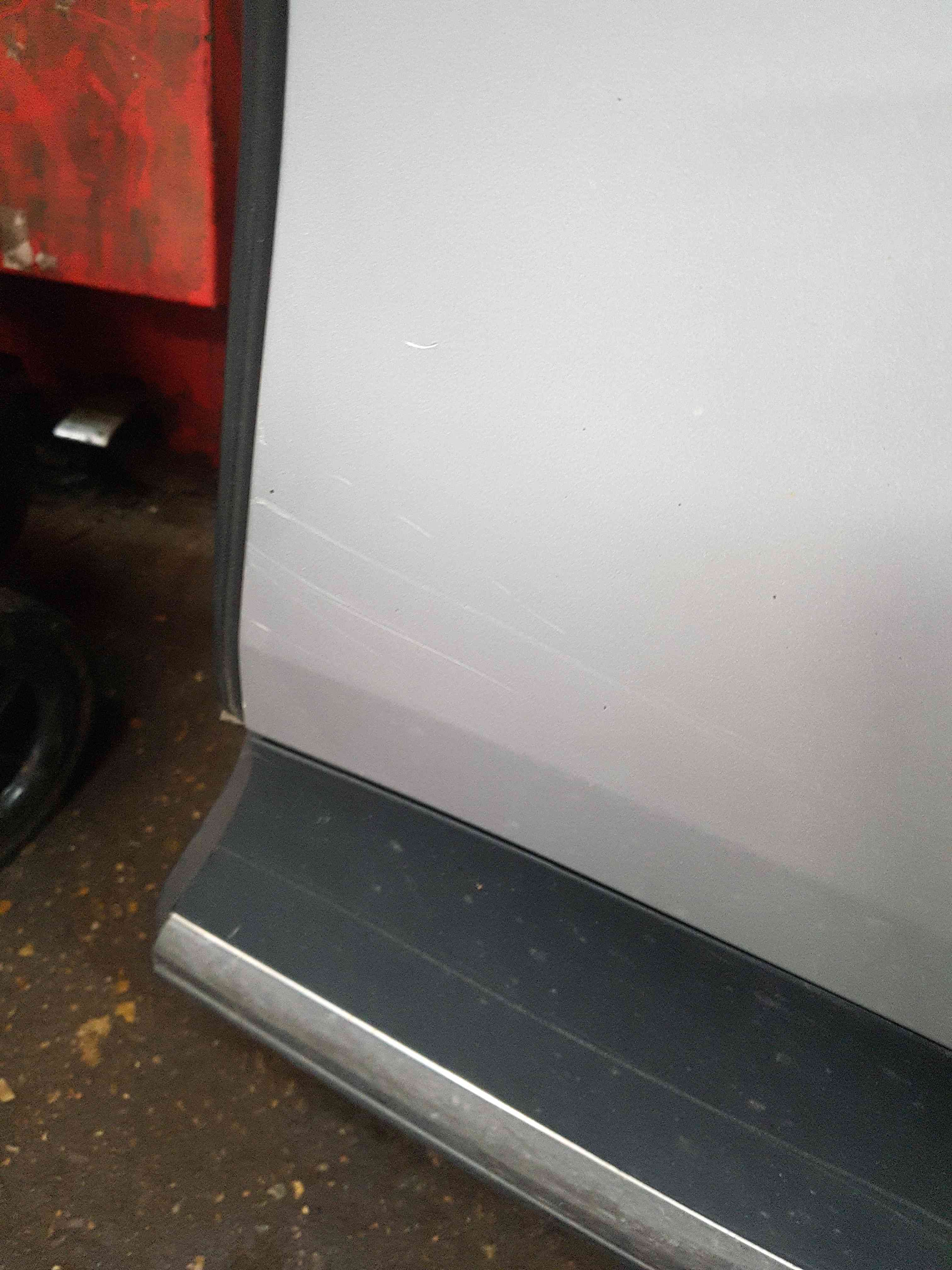 Thumb 7 Renault Captur 2013-2015 Passenger NSR Rear Door Silver Bixnm Scratched