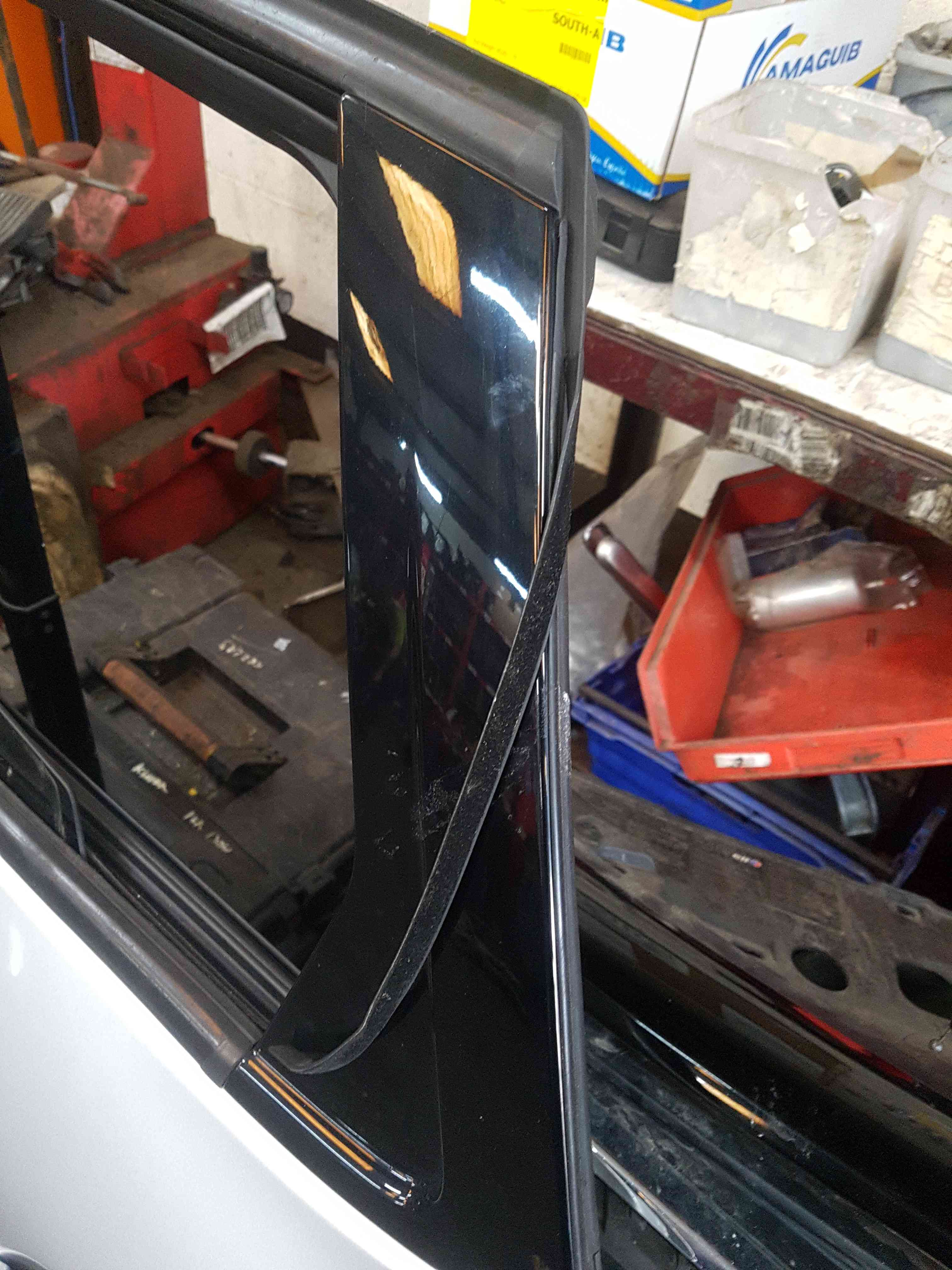 Thumb 9 Renault Captur 2013-2015 Passenger NSR Rear Door Silver Bixnm Scratched