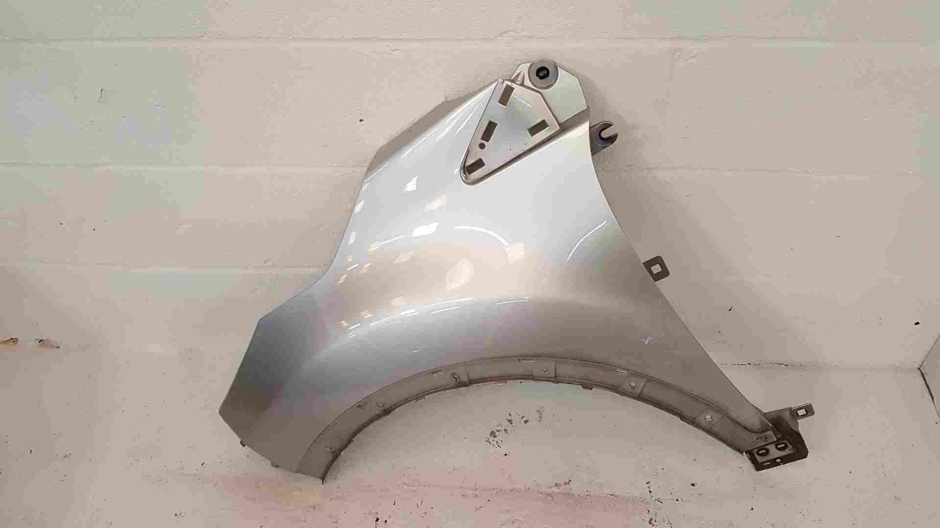 Thumb 2 Renault Captur 2013-2015 Passenger NSF Wing Quarter Panel Silver Bixnm