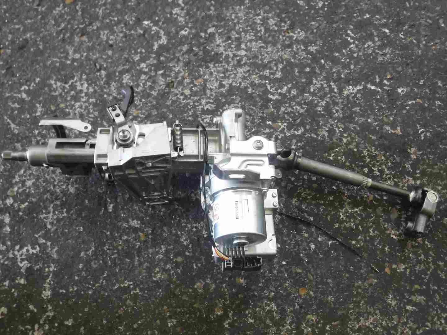 Renault Captur 2013-2015 Power Steering Column + Motor 488103416R