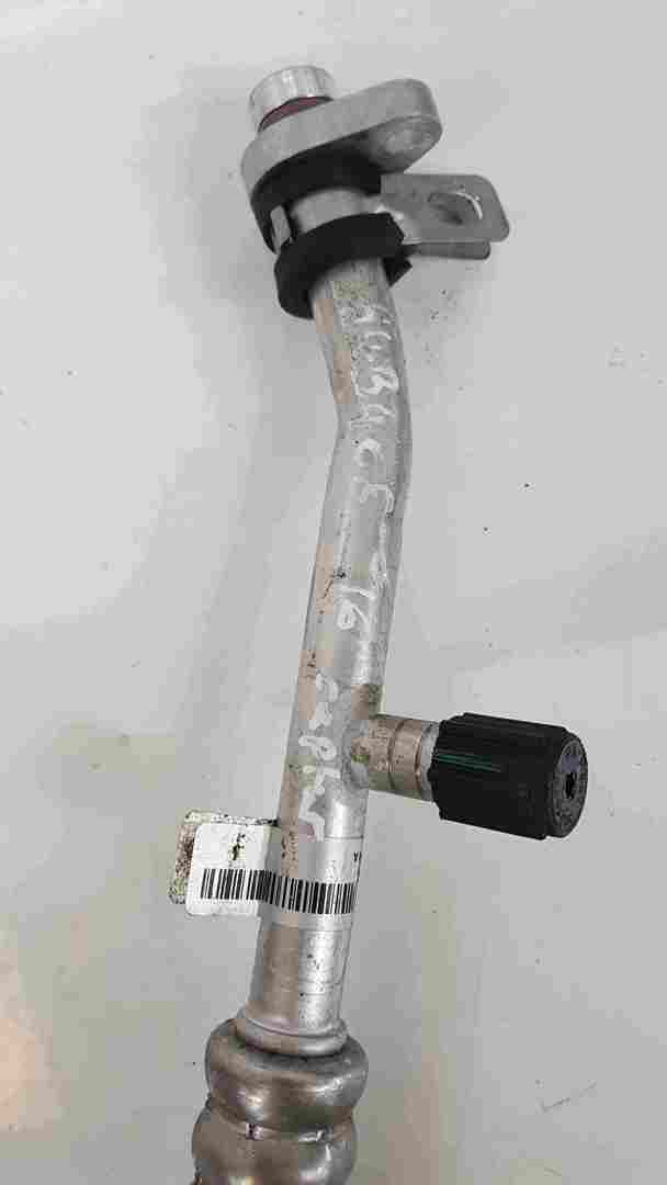 Thumb 3 Renault Captur 2013-2019 0.9 TCe Aircon Pipe 924544059R
