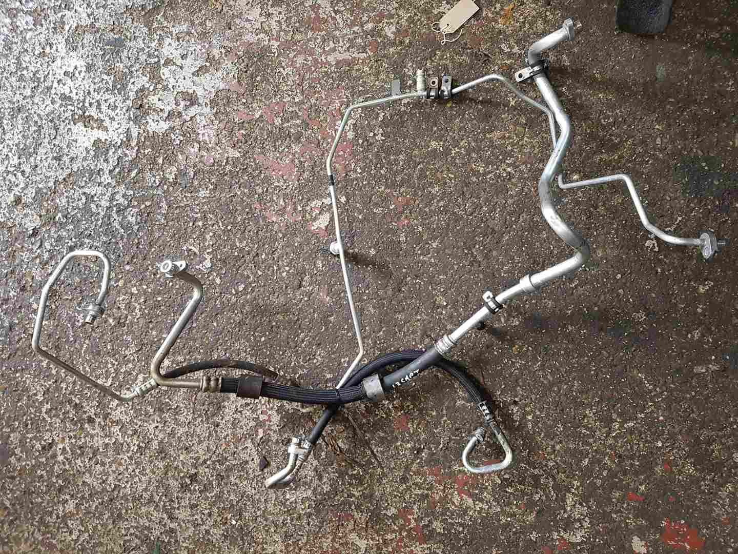 Thumb 2 Renault Captur 2013-2019 1.5 DCI Aircon Pipe  924404702R 924907813R 924548348R