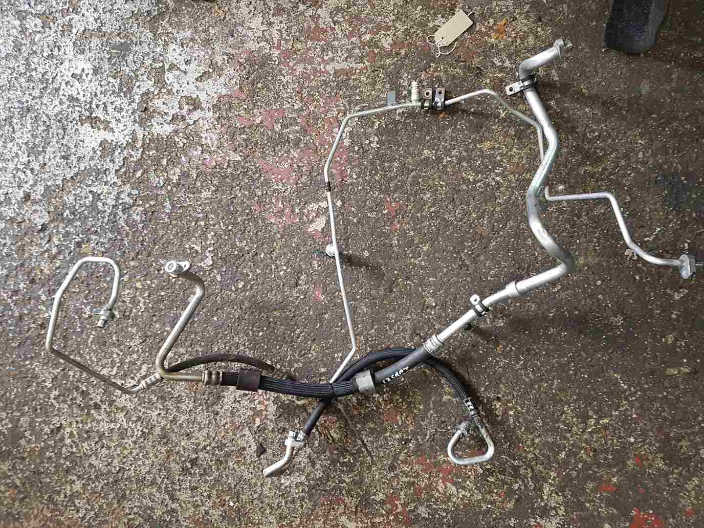 Thumb 3 Renault Captur 2013-2019 1.5 DCI Aircon Pipe  924404702R 924907813R 924548348R