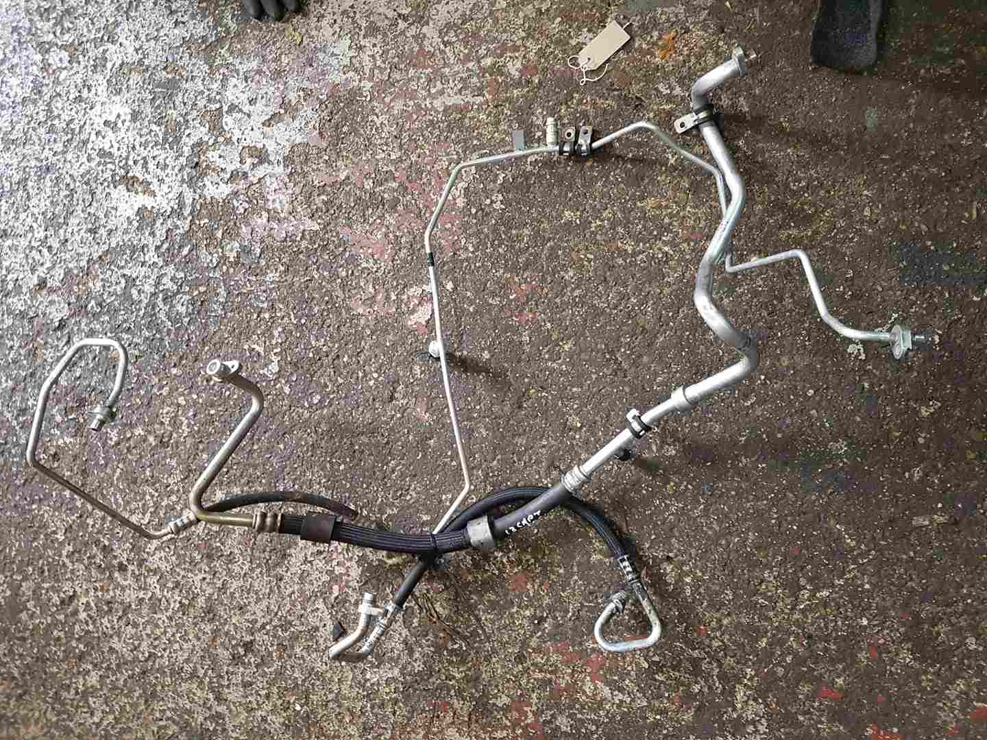 Thumb 5 Renault Captur 2013-2019 1.5 DCI Aircon Pipe  924404702R 924907813R 924548348R