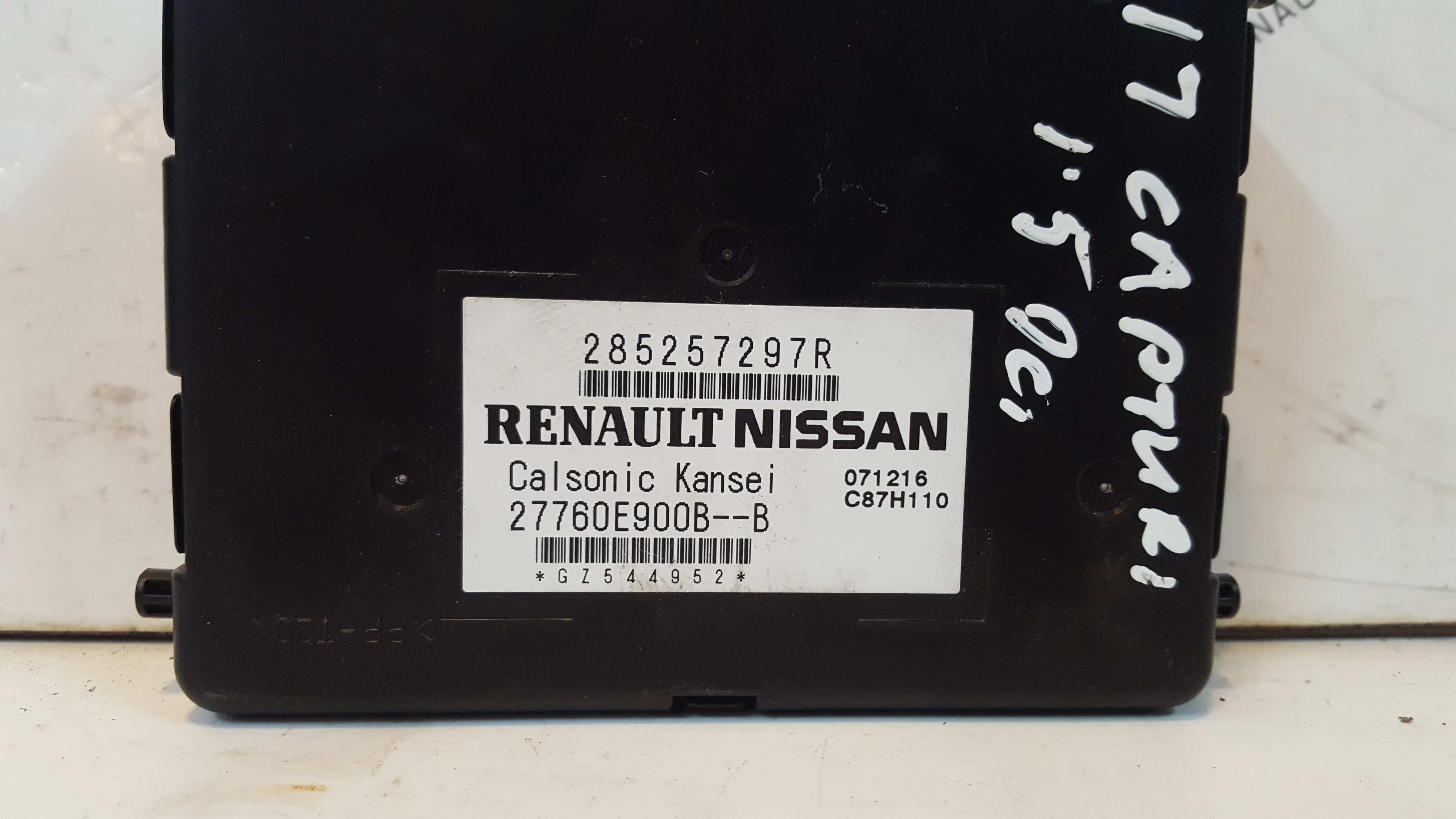 Renault Captur 2013-2019 AIR Con  Control Module 285257297R