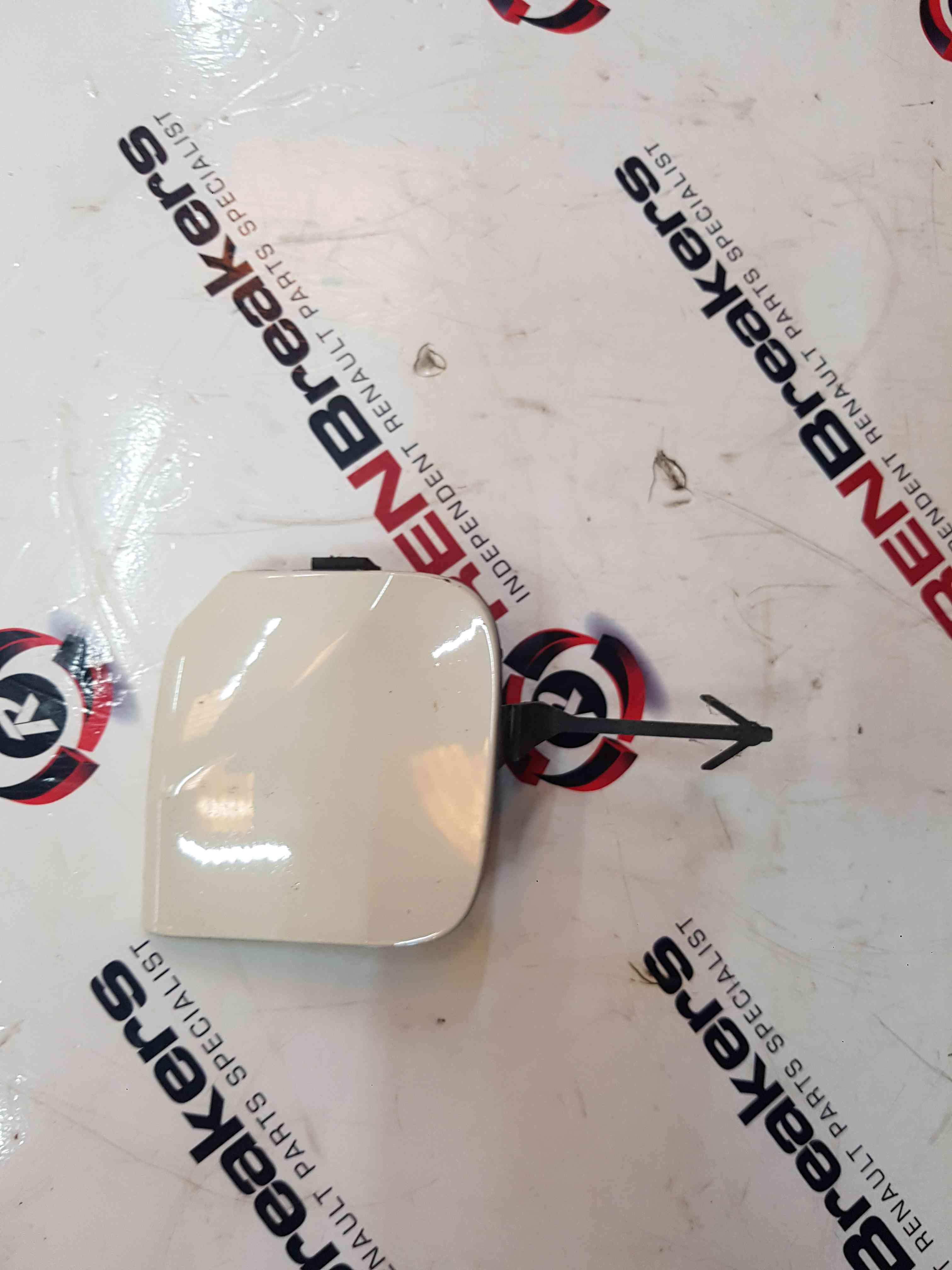 Thumb 2 Renault Captur 2013-2019 Front Bumper Towing EYE Beige Bixnd 511807259R