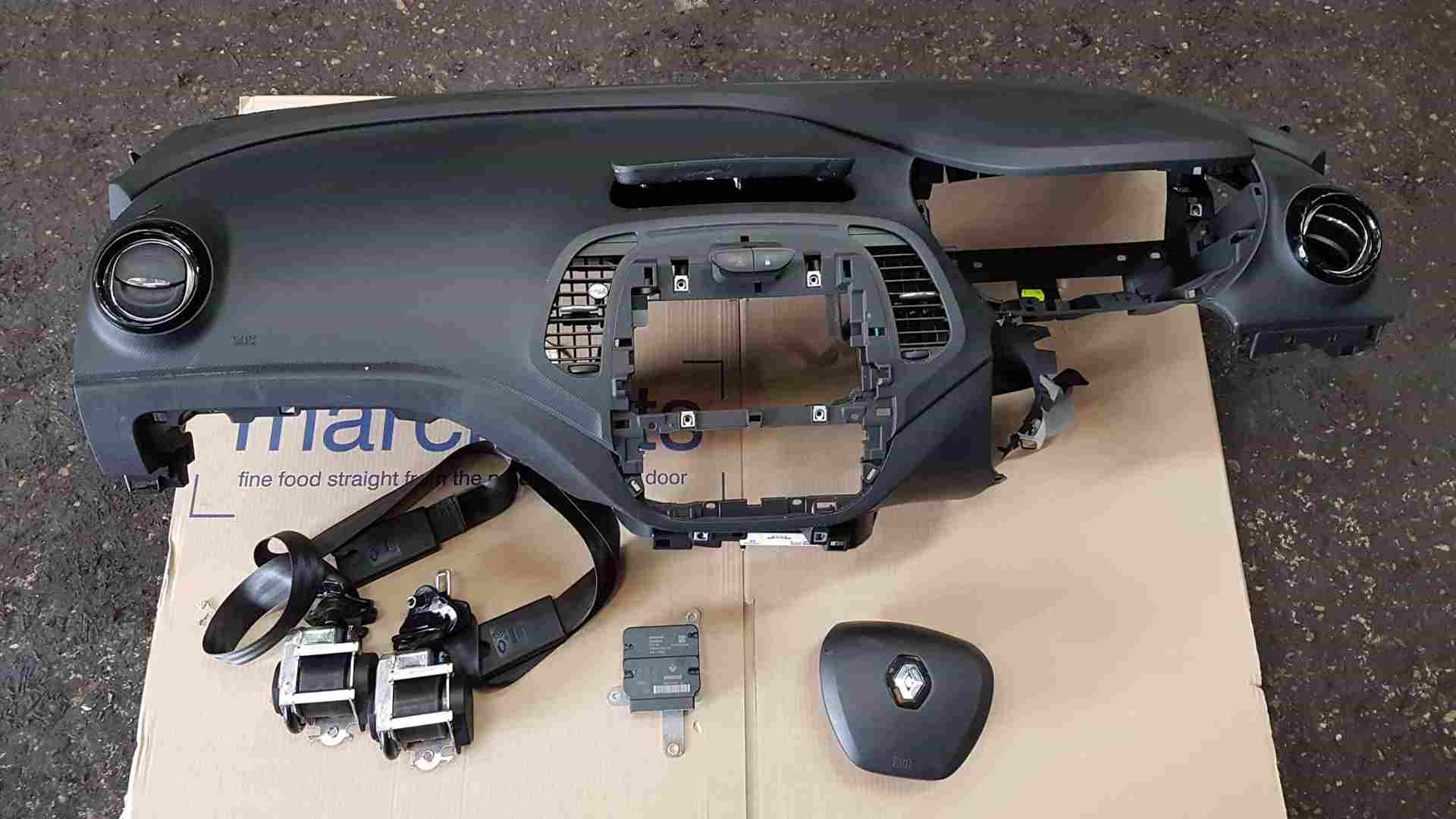 Thumb 10 Renault Captur 2013-2019 Full Dash Dashboard Driver airBAG Belts Module