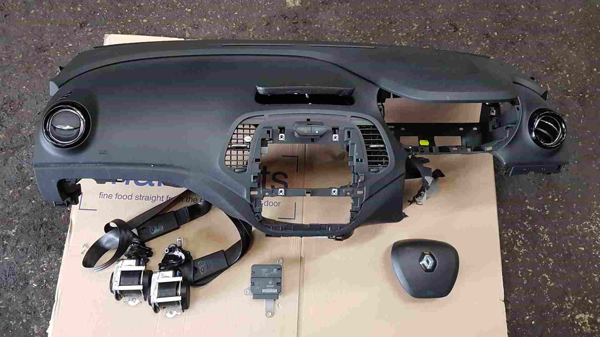 Renault Captur 2013-2019 Full Dash Dashboard Driver airBAG Belts Module