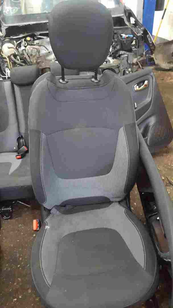 Thumb 3 Renault Captur 2013-2019 Full Interior Set Chairs Cards
